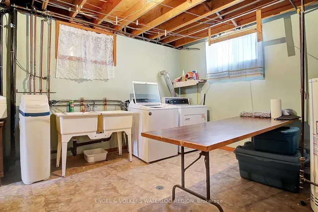 Additional property image - 137 Wimbleton Cres