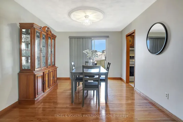 Additional property image - 137 Wimbleton Cres