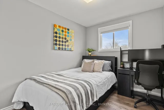 Additional property image - 64 Athenia Dr