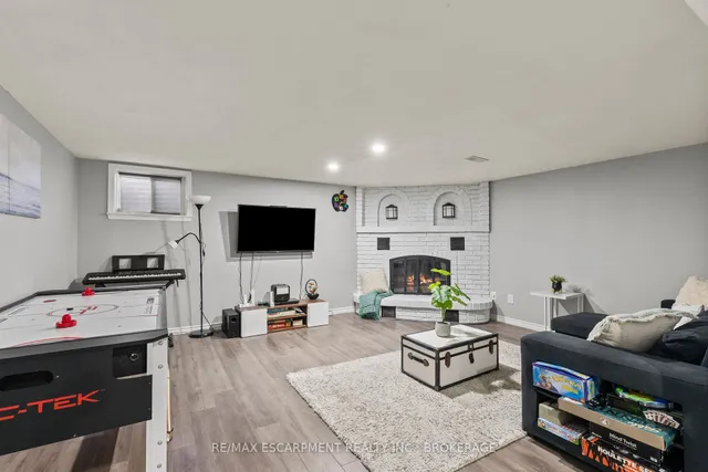 Additional property image - 64 Athenia Dr