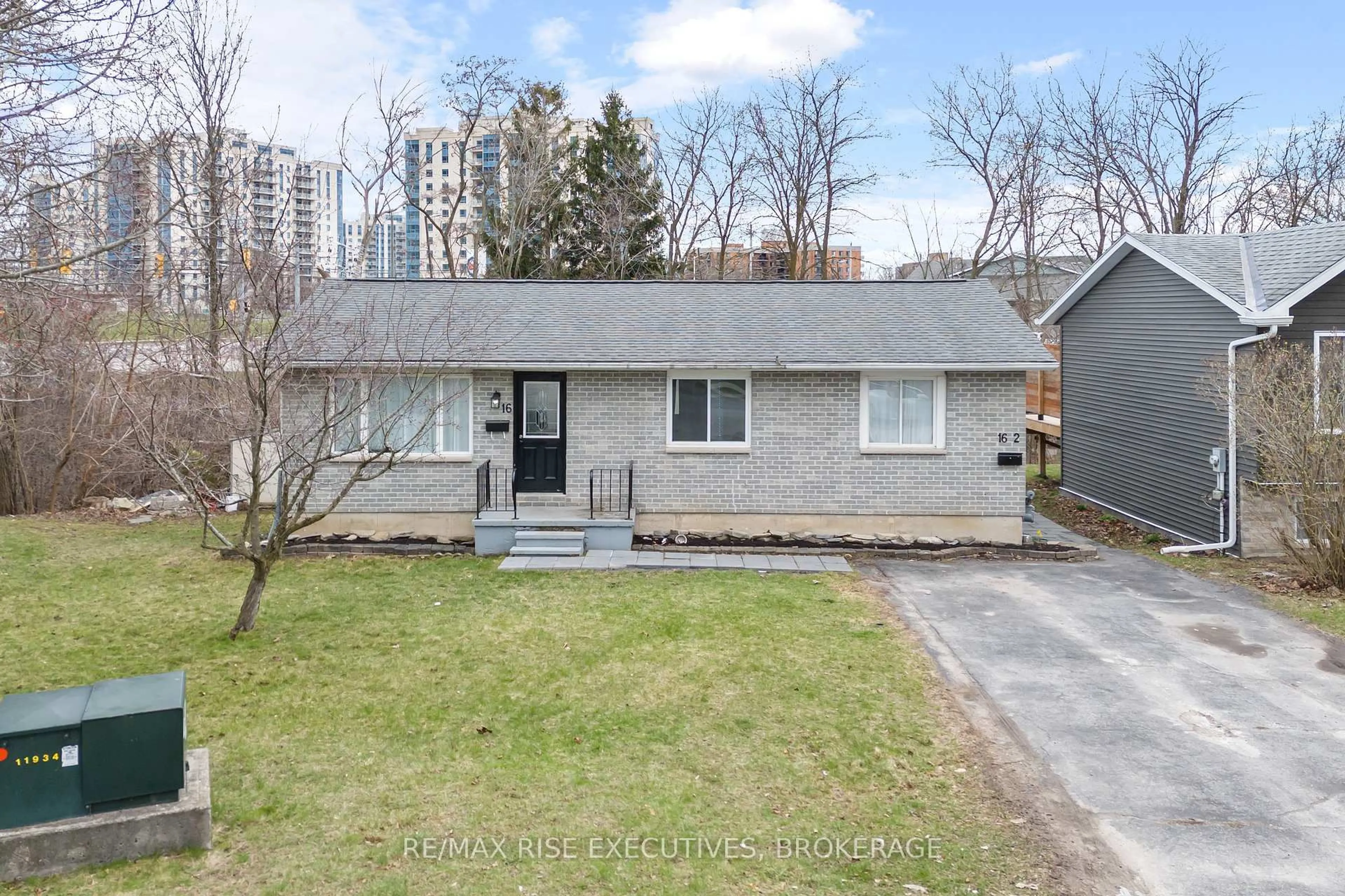 A pic from outside/outdoor area/front of a property/back of a property/a pic from drone, street for 16 Limeridge Dr, Kingston Ontario K7M 6M3