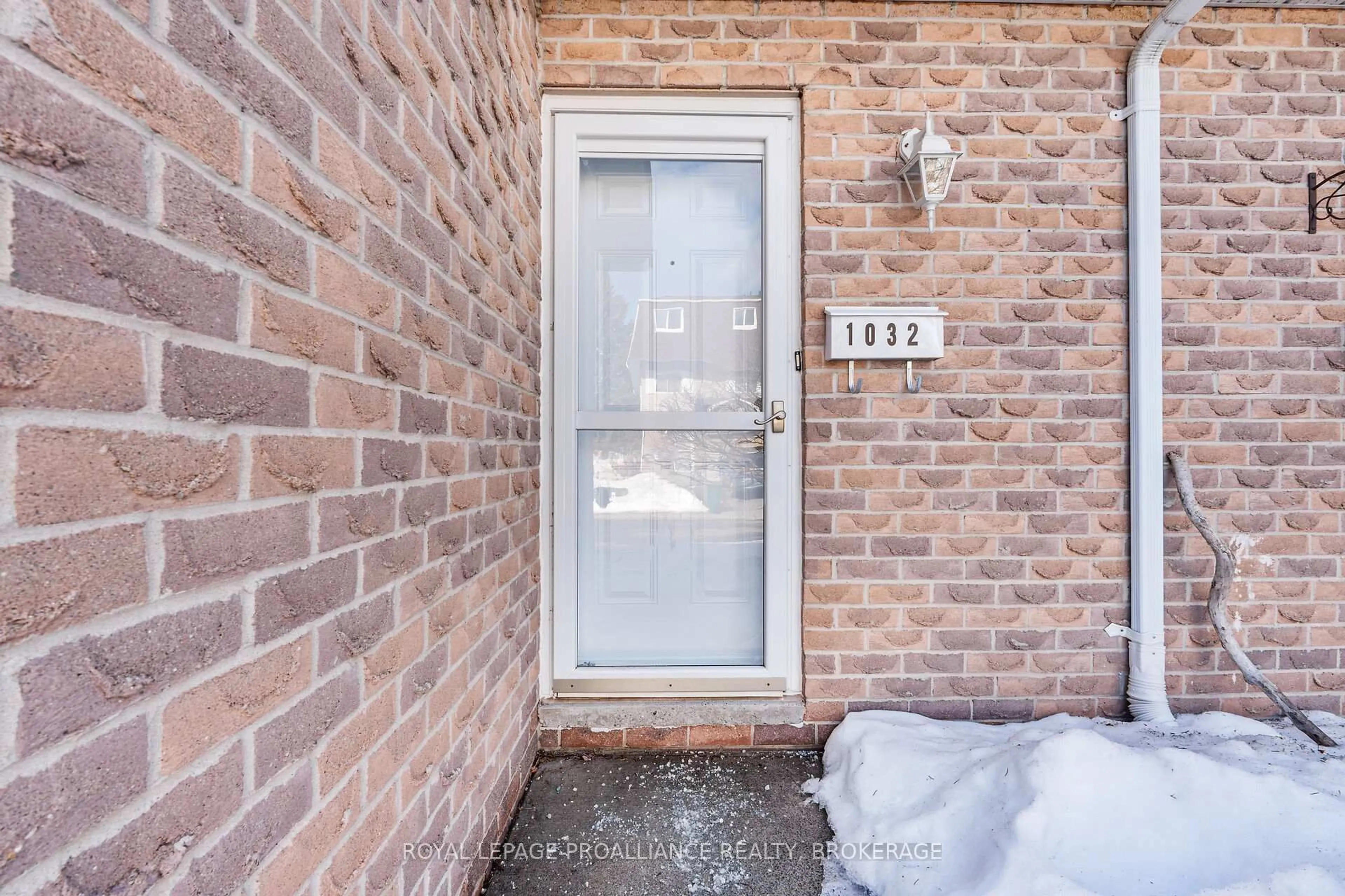 Unknown for 1032 Craig Lane, Kingston Ontario K7M 7R8