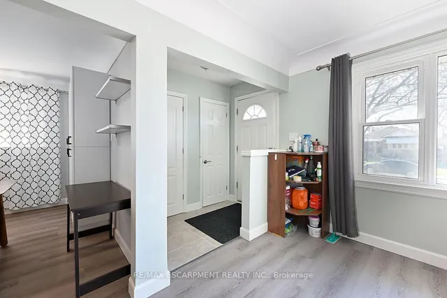 Additional property image - 333 East 42nd St