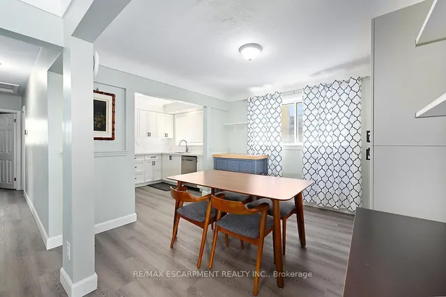 Additional property image - 333 East 42nd St