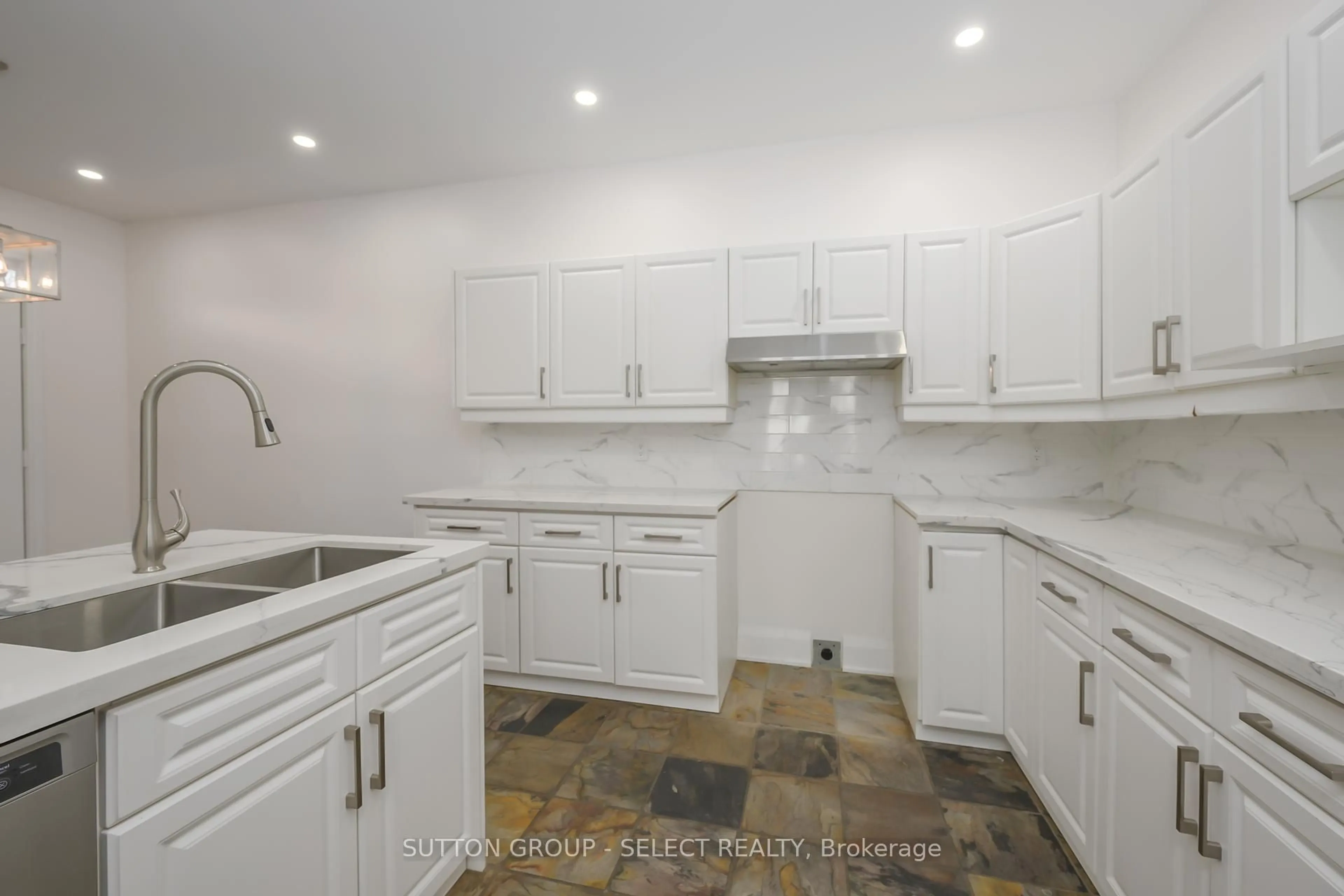 Standard kitchen, ceramic/tile floor for 519 Riverside Dr #16, London North Ontario N6H 5J3