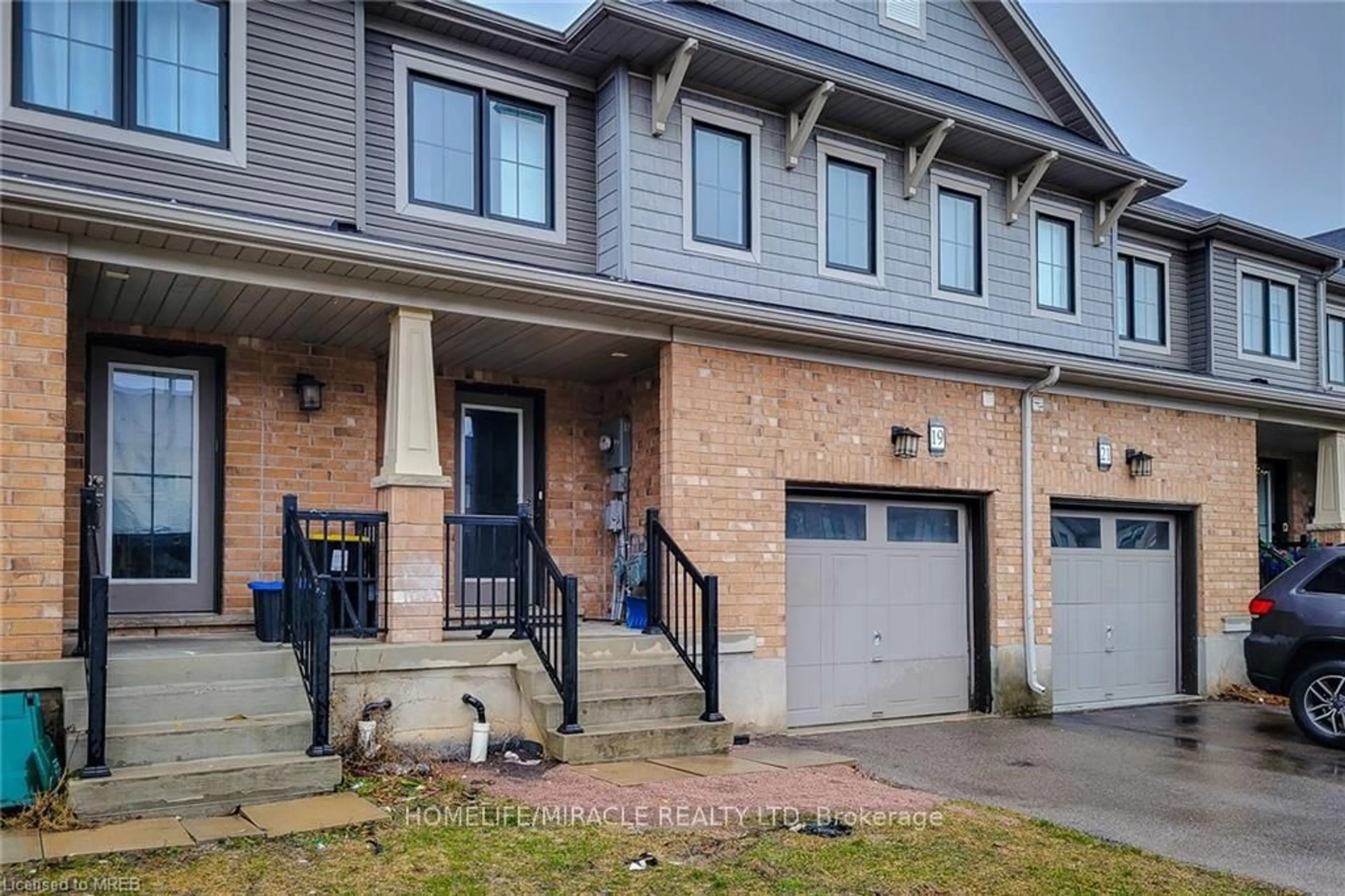 Home with brick exterior material, street for 19 Sherway St, Hamilton Ontario L8J 0J4