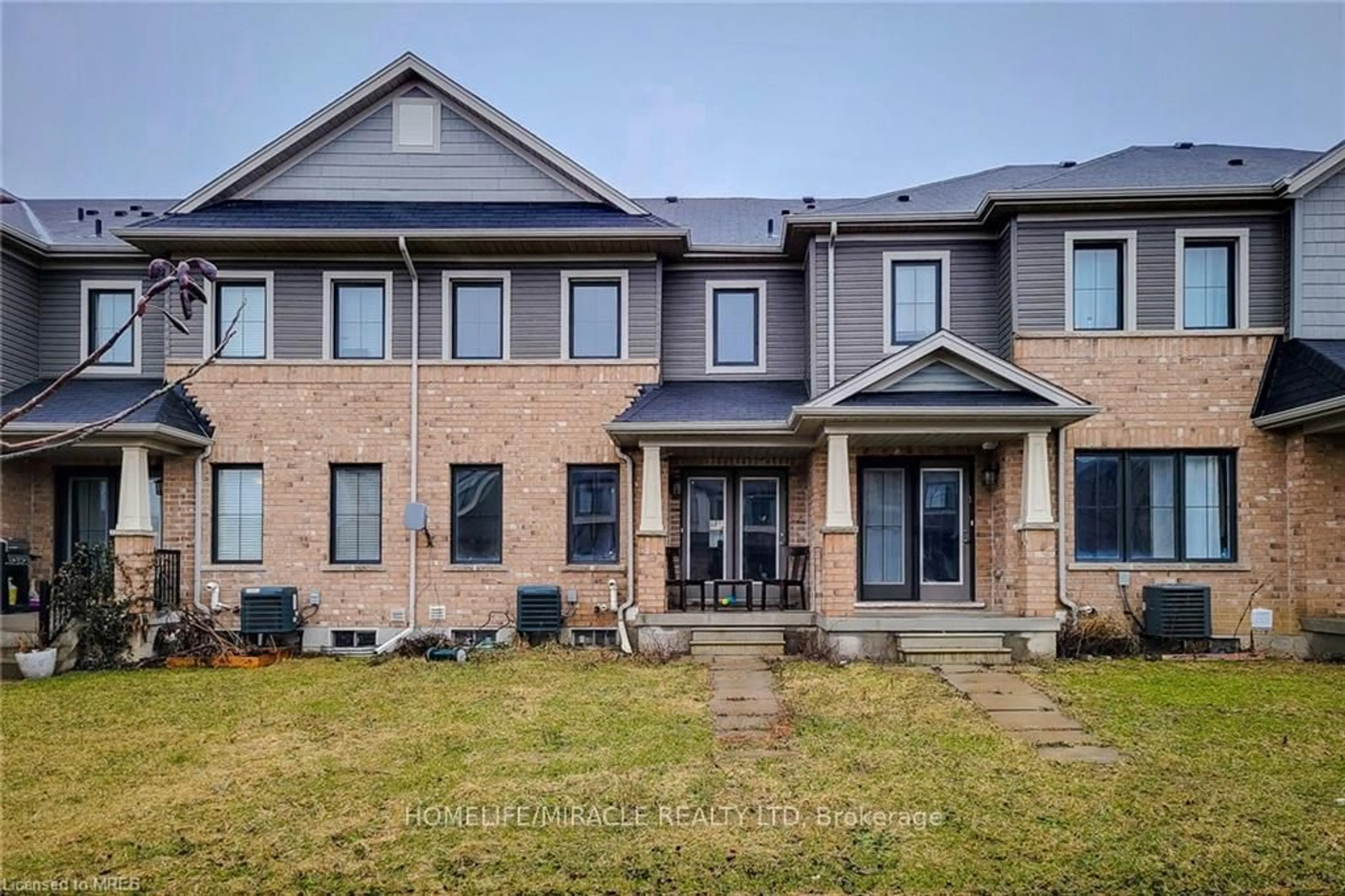 Home with brick exterior material, unknown for 19 Sherway St, Hamilton Ontario L8J 0J4