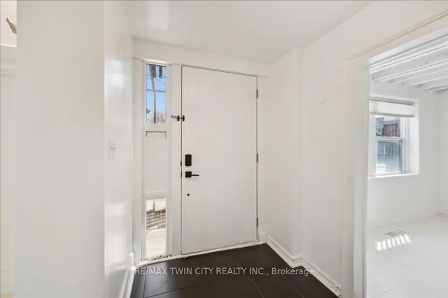 Additional property image - 195 Lancaster St