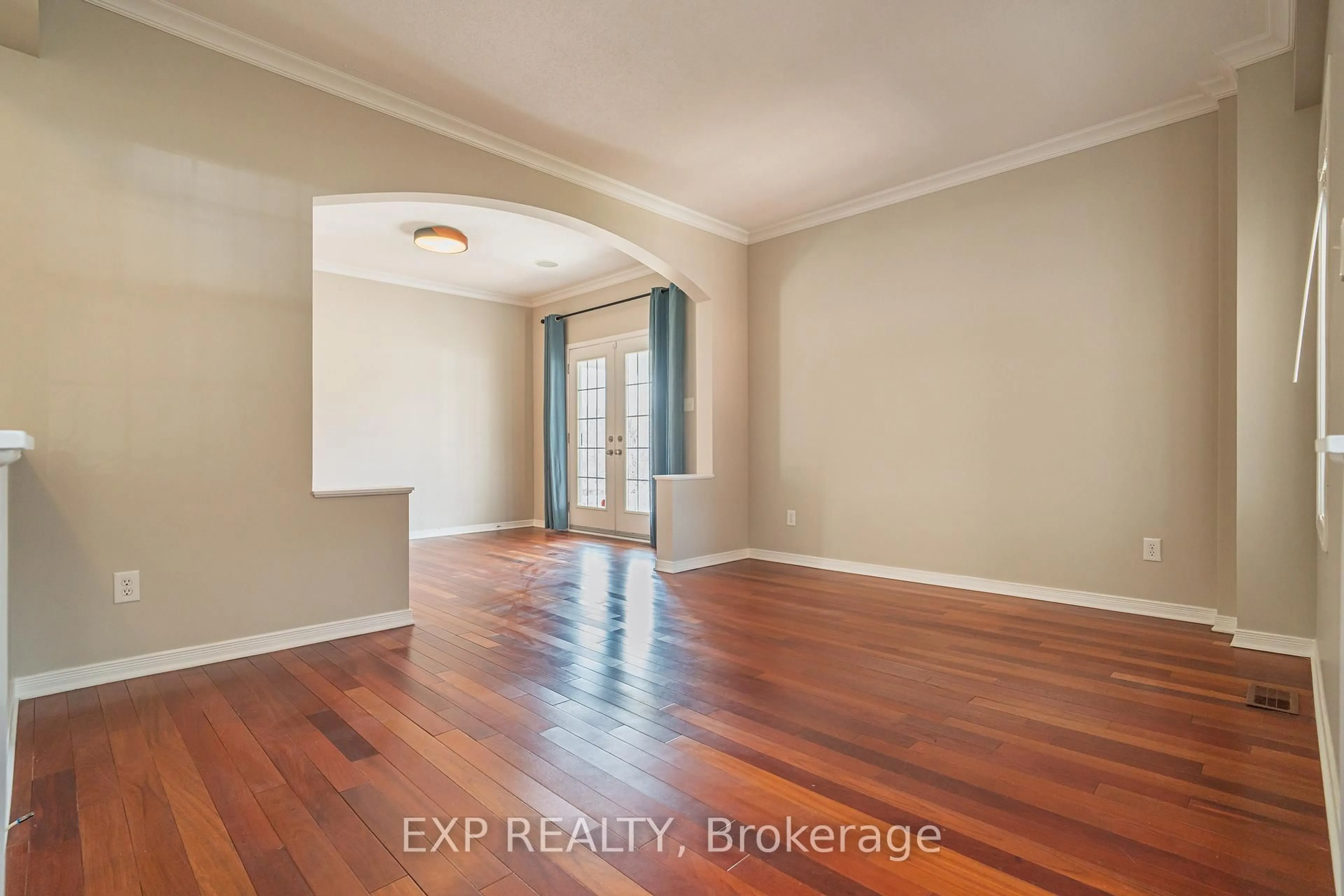 A pic of a room for 328 Maxwell Bridge Rd, Ottawa Ontario K2W 0A5