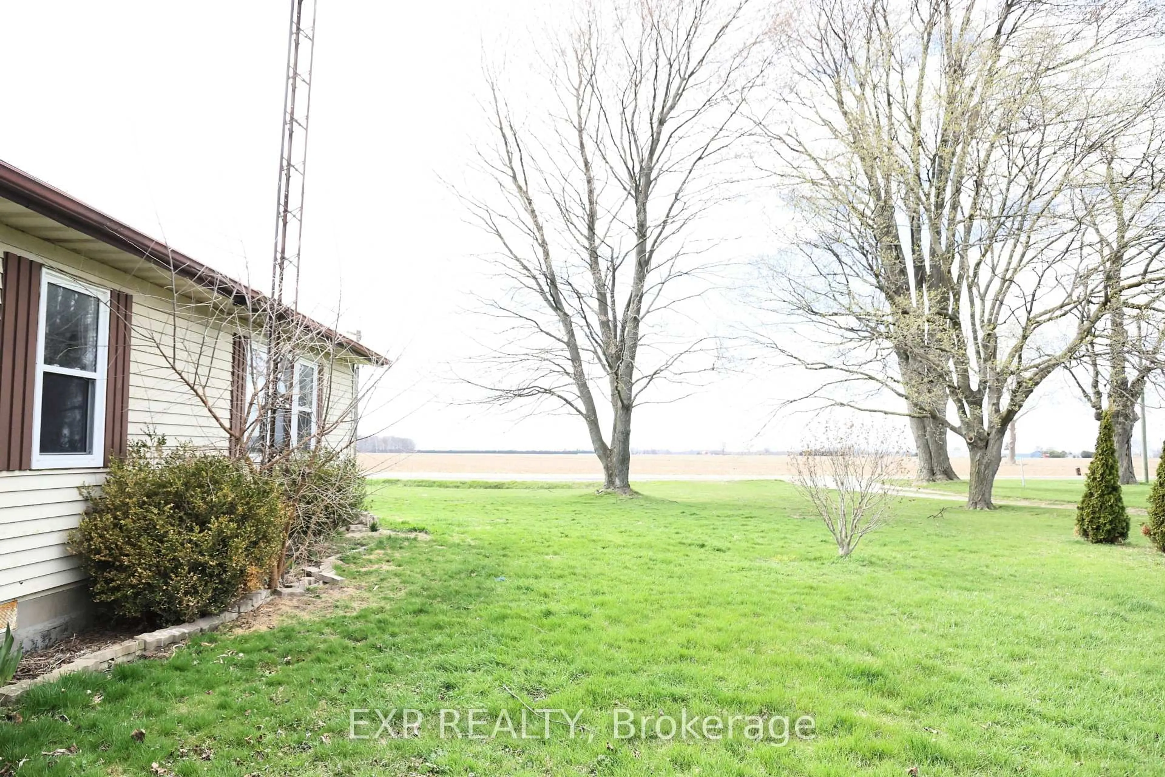 Unknown for 29133 Centre Side Rd, Chatham-Kent Ontario N0P 2M0