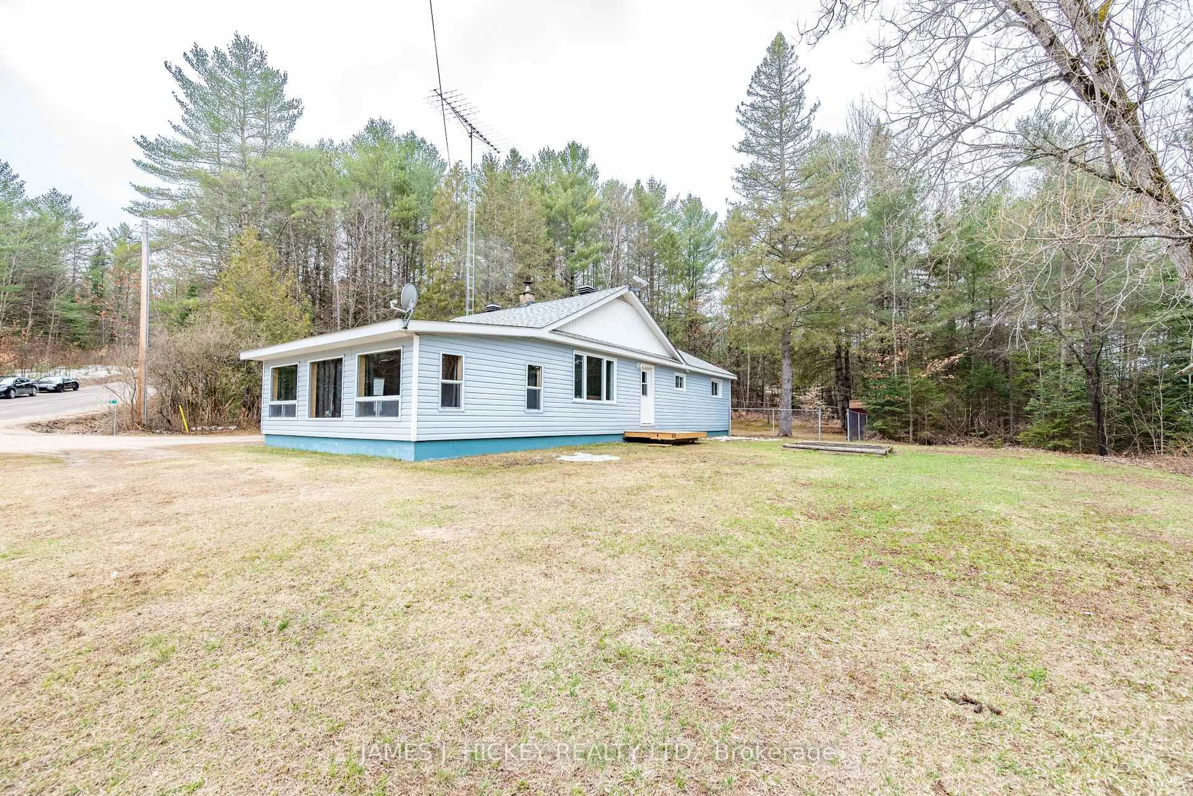 A pic from outside/outdoor area/front of a property/back of a property/a pic from drone, unknown for 14 Josie Lane, Deep River Ontario K0J 1P0