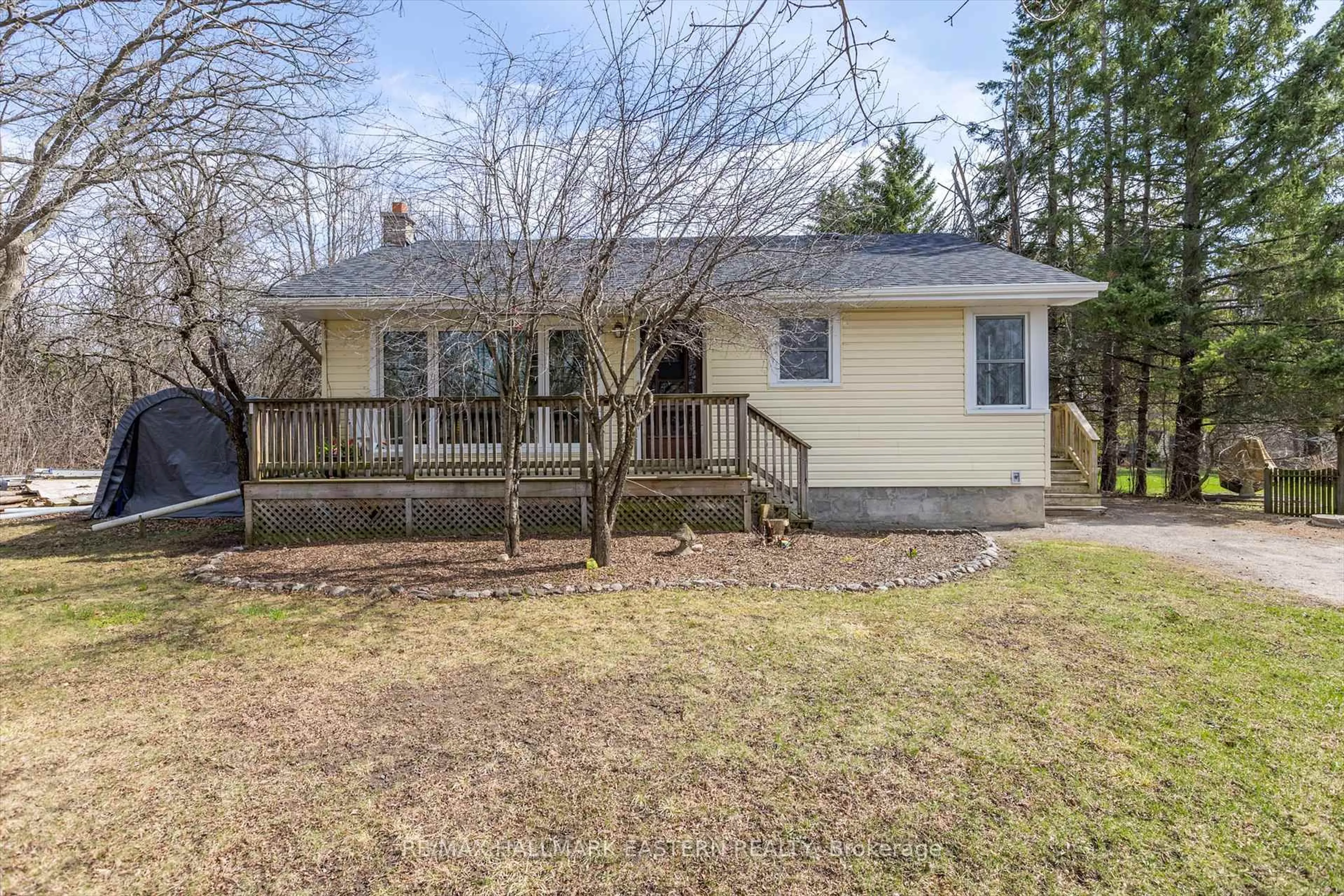 A pic from outside/outdoor area/front of a property/back of a property/a pic from drone, street for 155 Coral Dr, Douro-Dummer Ontario K9L 1A4