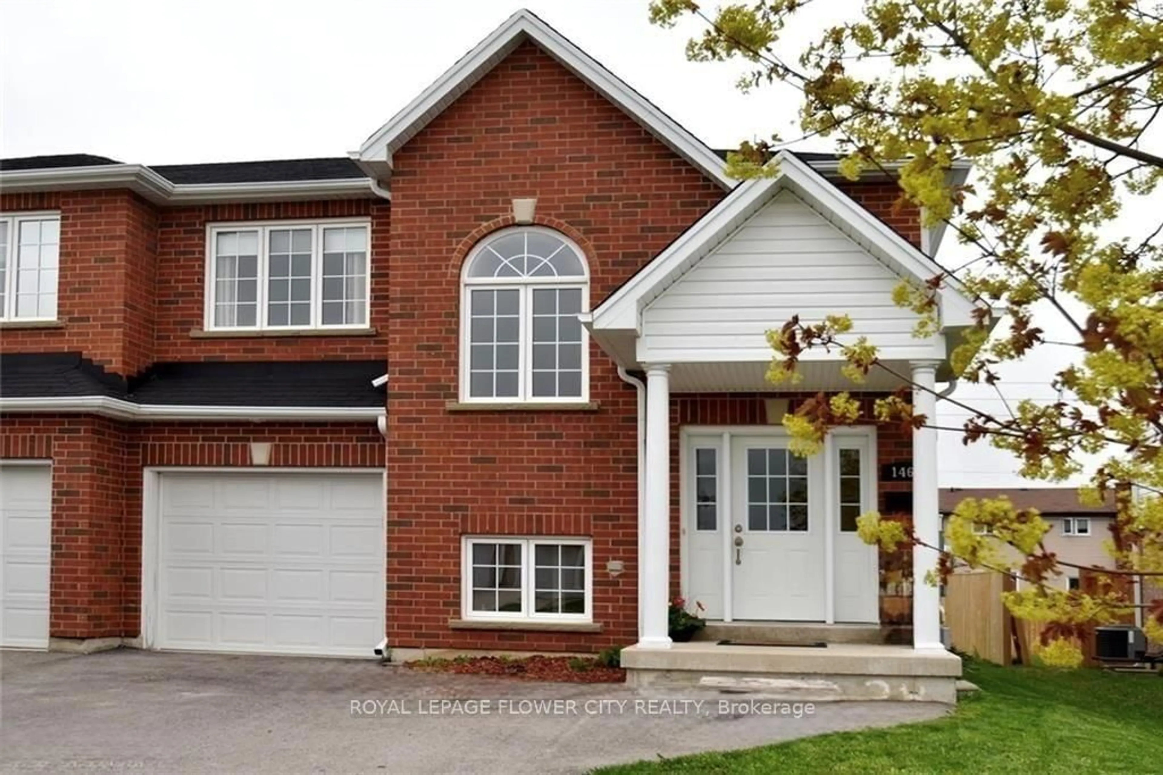 Home with brick exterior material, street for 14 AVENUE EAST Ave #1462, Owen Sound Ontario N4K 0A1