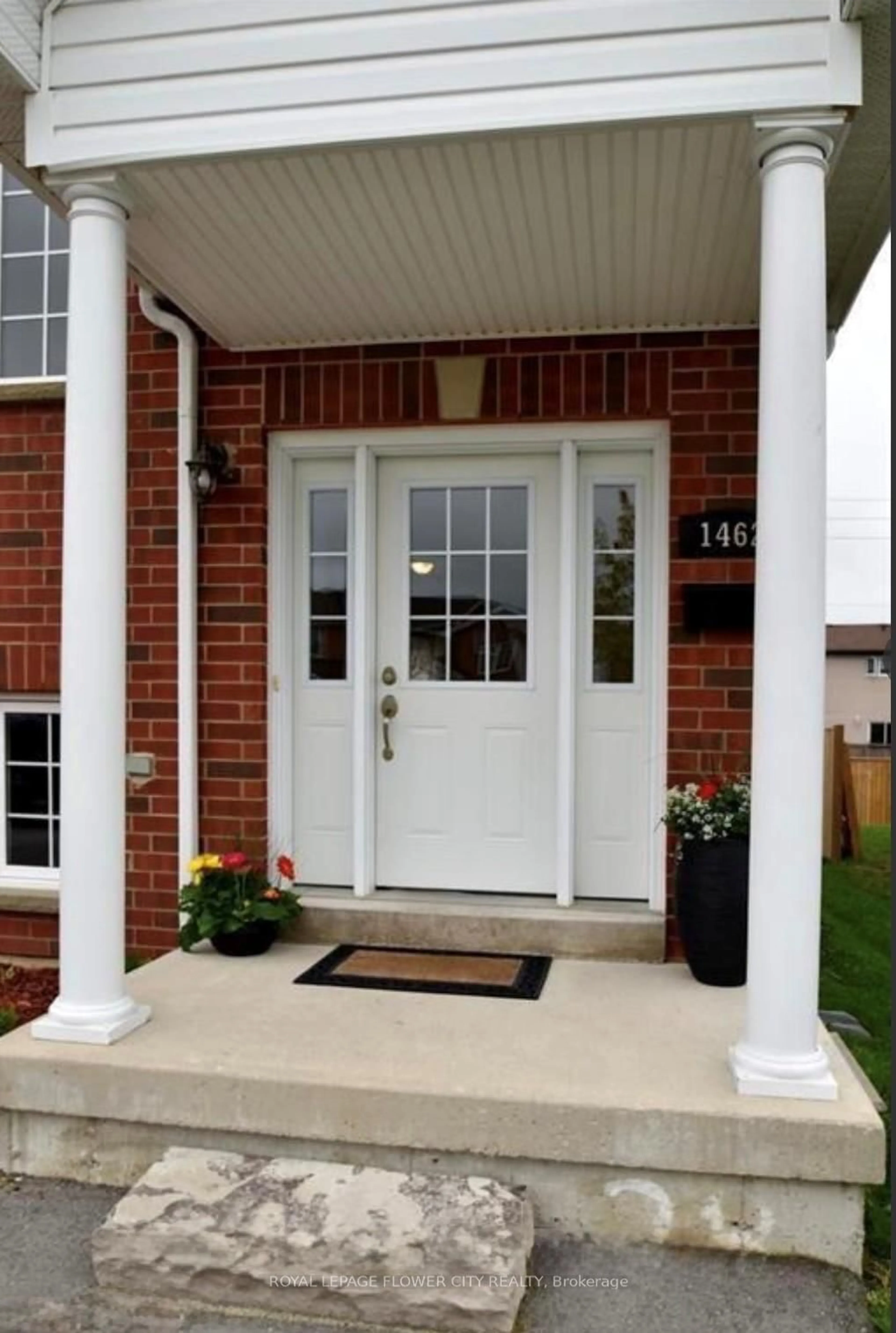 Indoor entryway for 14 AVENUE EAST Ave #1462, Owen Sound Ontario N4K 0A1