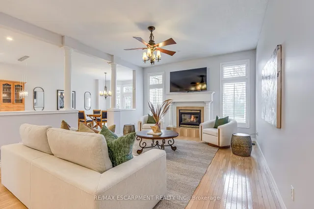 Additional property image - 39 Thoroughbred Blvd