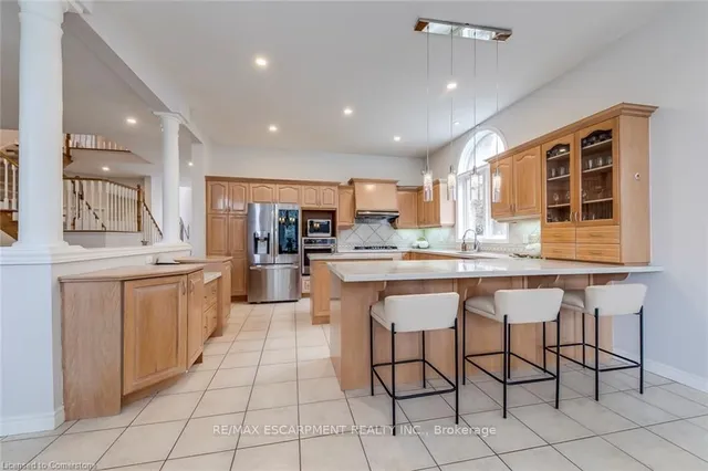Additional property image - 39 Thoroughbred Blvd