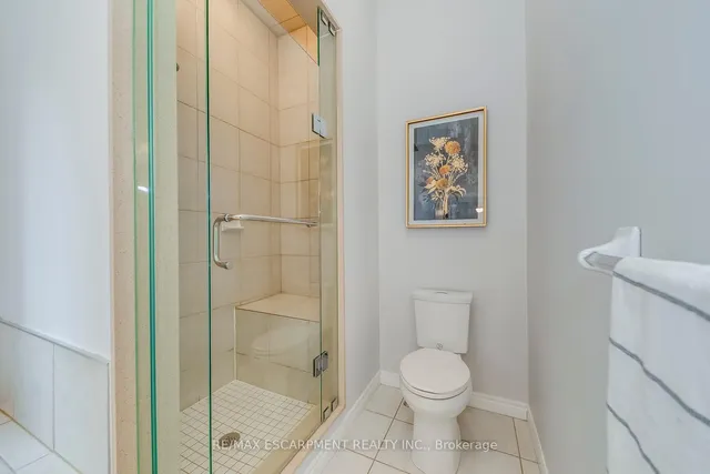 Additional property image - 39 Thoroughbred Blvd