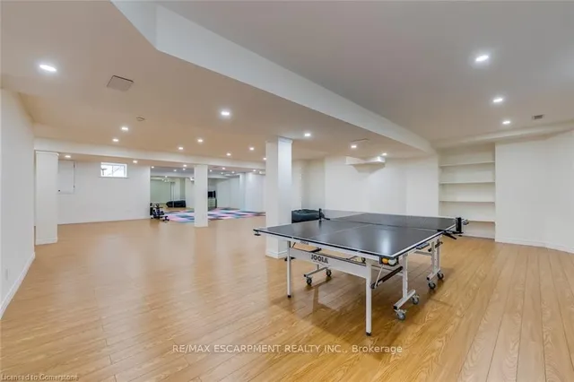 Additional property image - 39 Thoroughbred Blvd