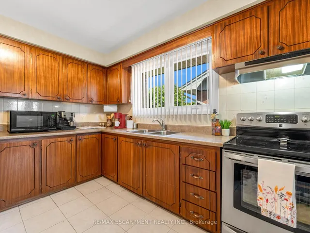 Additional property image - 31 Kilbourn Ave