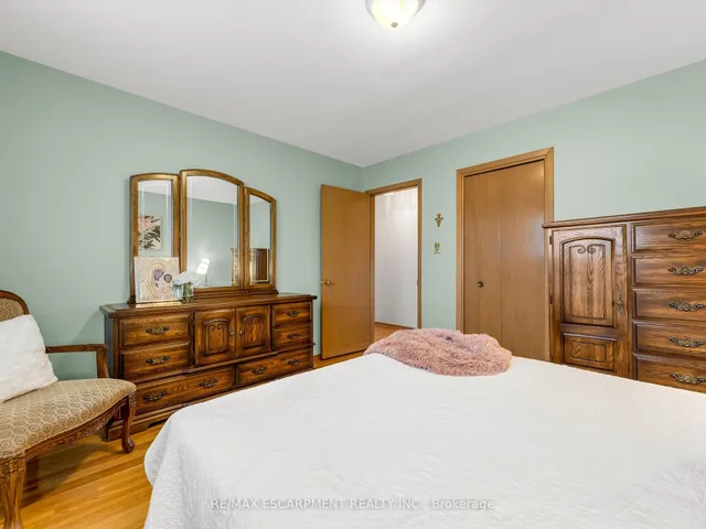 Additional property image - 31 Kilbourn Ave