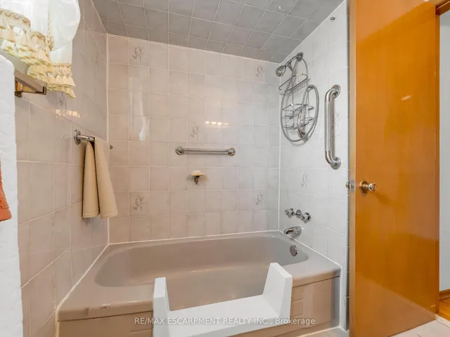 Additional property image - 31 Kilbourn Ave