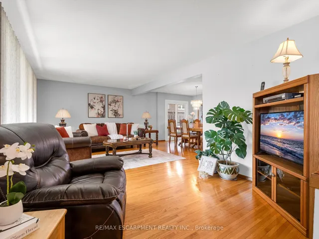 Additional property image - 31 Kilbourn Ave