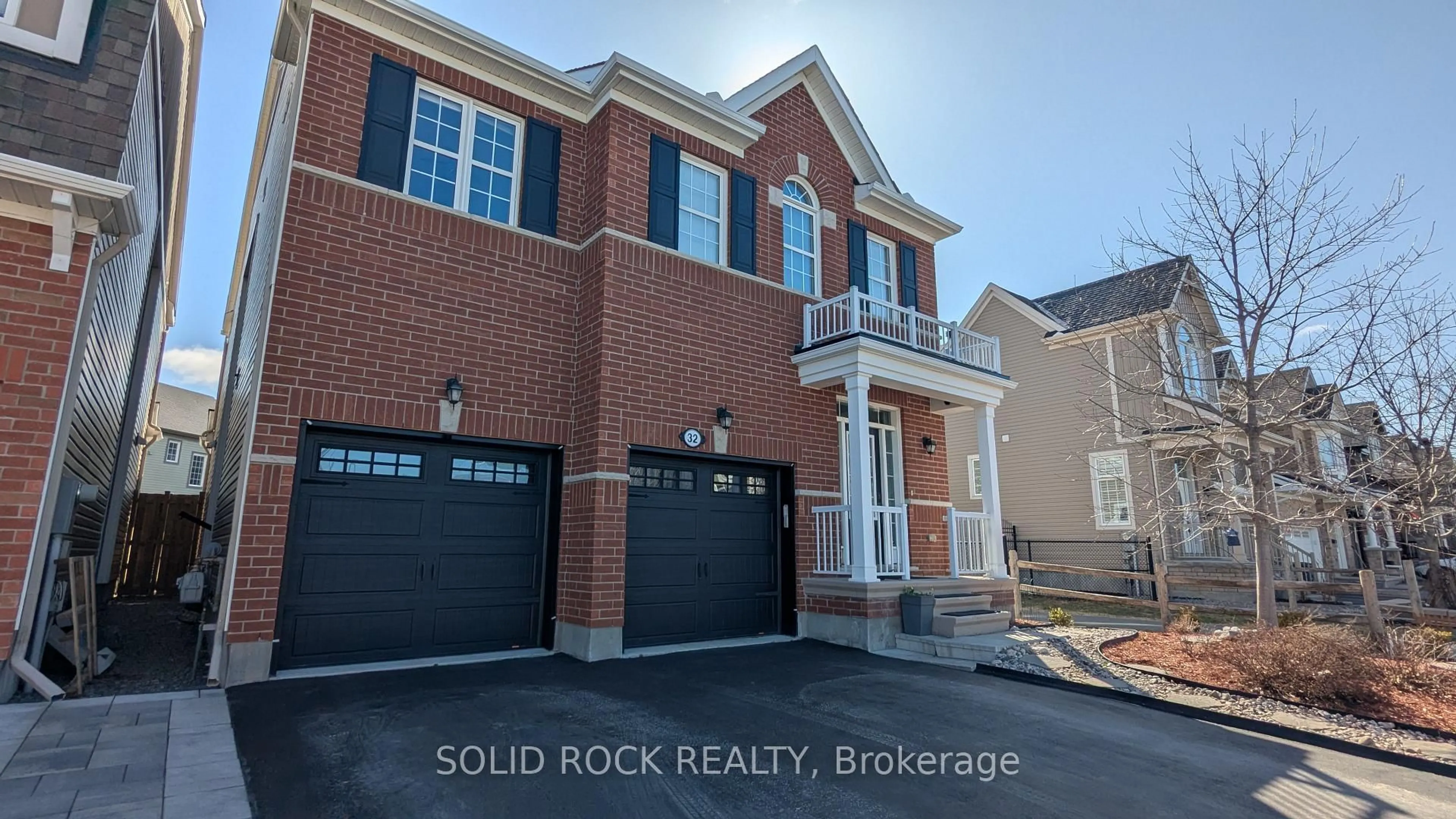 Home with brick exterior material, street for 32 Solaris Dr, Ottawa Ontario K2M 0L6
