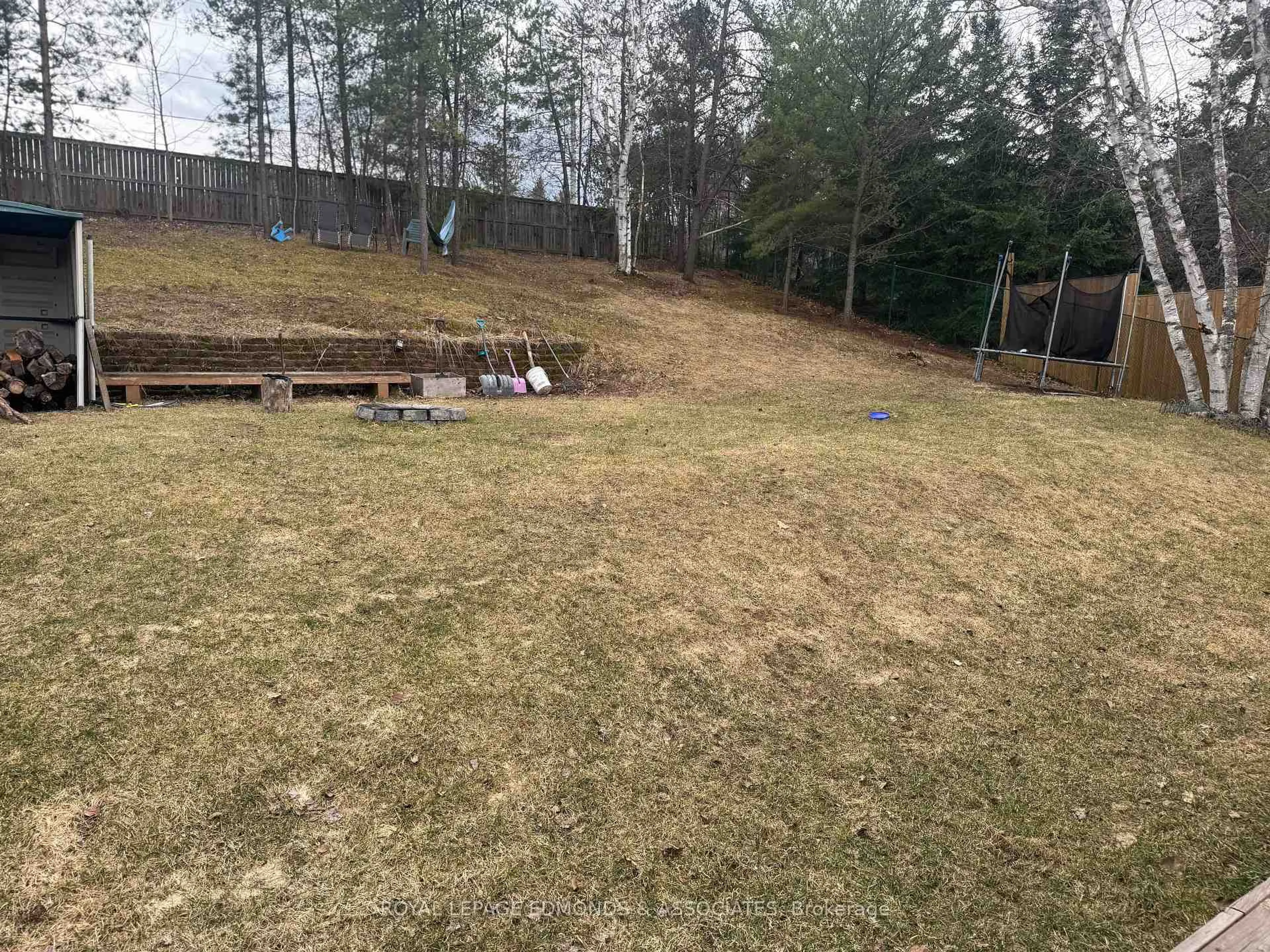 A pic from outside/outdoor area/front of a property/back of a property/a pic from drone, mountain view for 35 LAROCHE Cres, Petawawa Ontario K8H 3B6