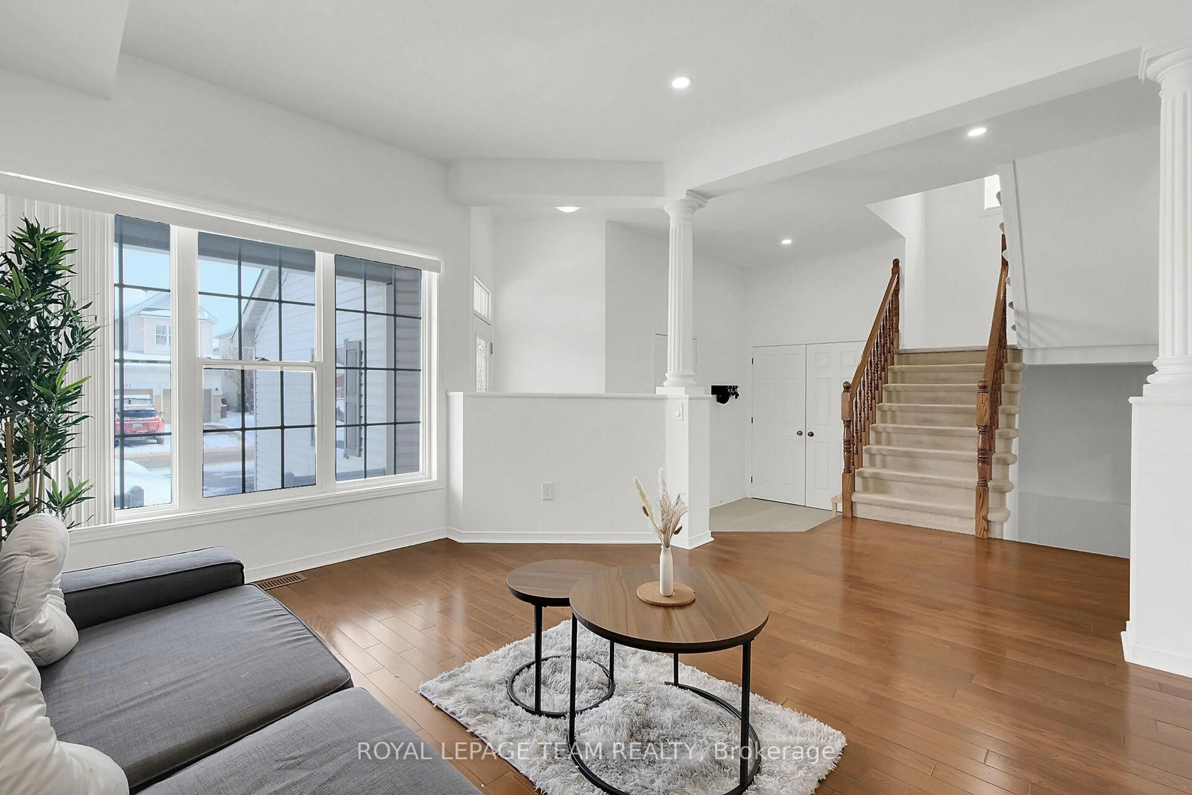 Living room with furniture, unknown for 994 Linaria Walk, Orleans Ontario K4A 0E2
