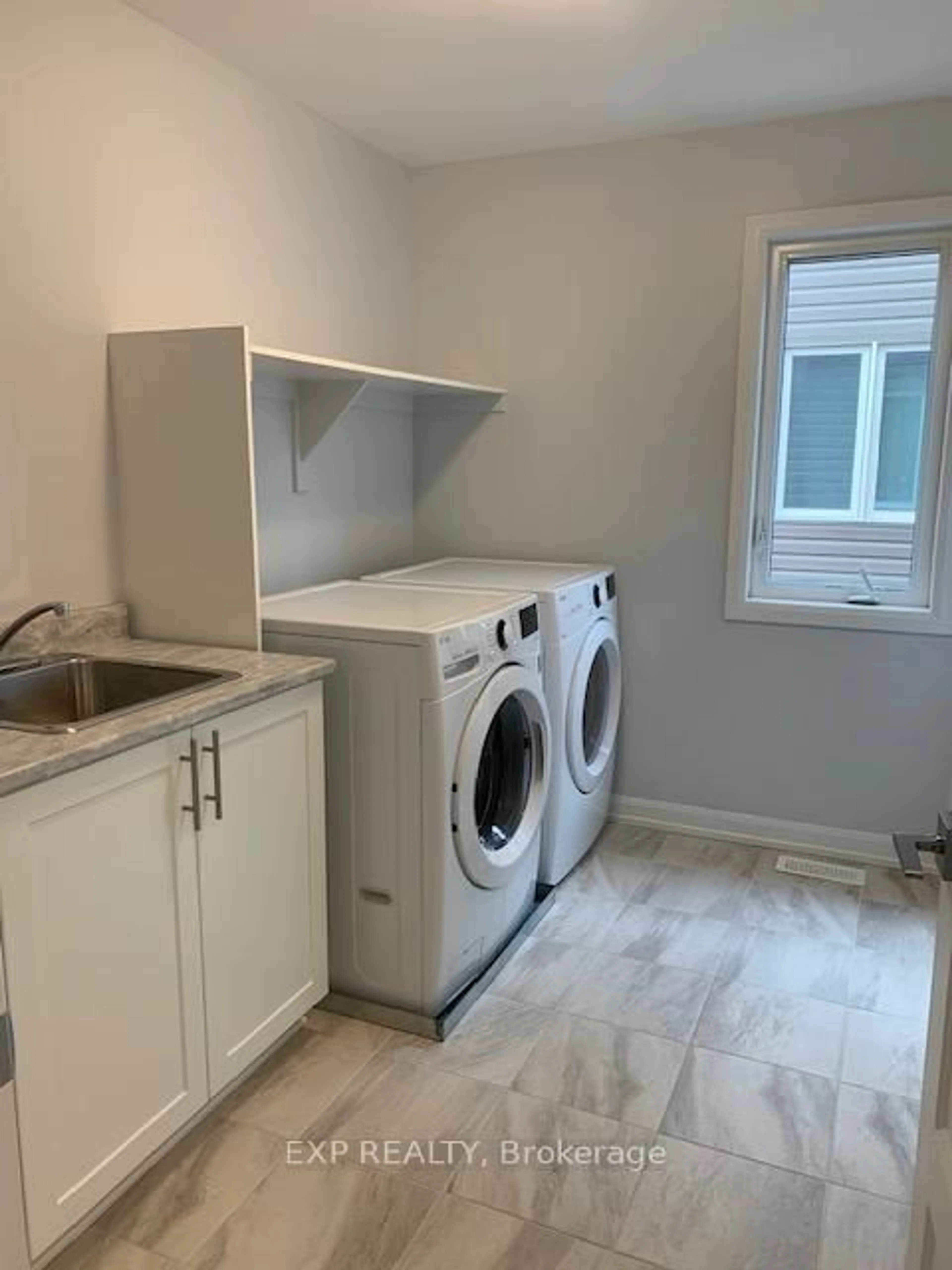 Laundry room for 22 Graham St, Carleton Place Ontario K7C 0H7