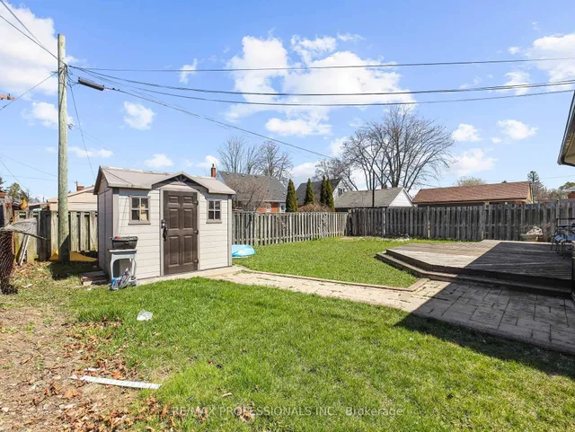 Primary image of 41 Elliott Ave