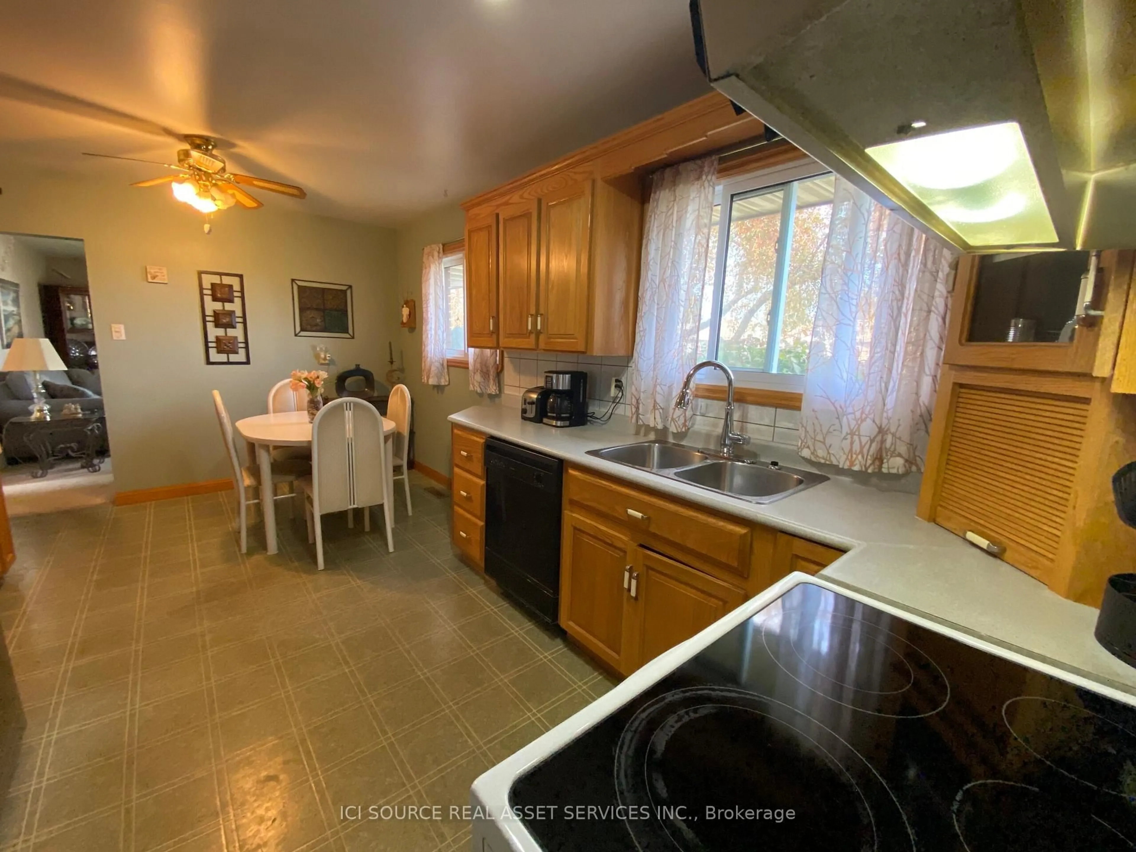 Unknown for 410 Churchill Dr, Thunder Bay Ontario P7C 1V7