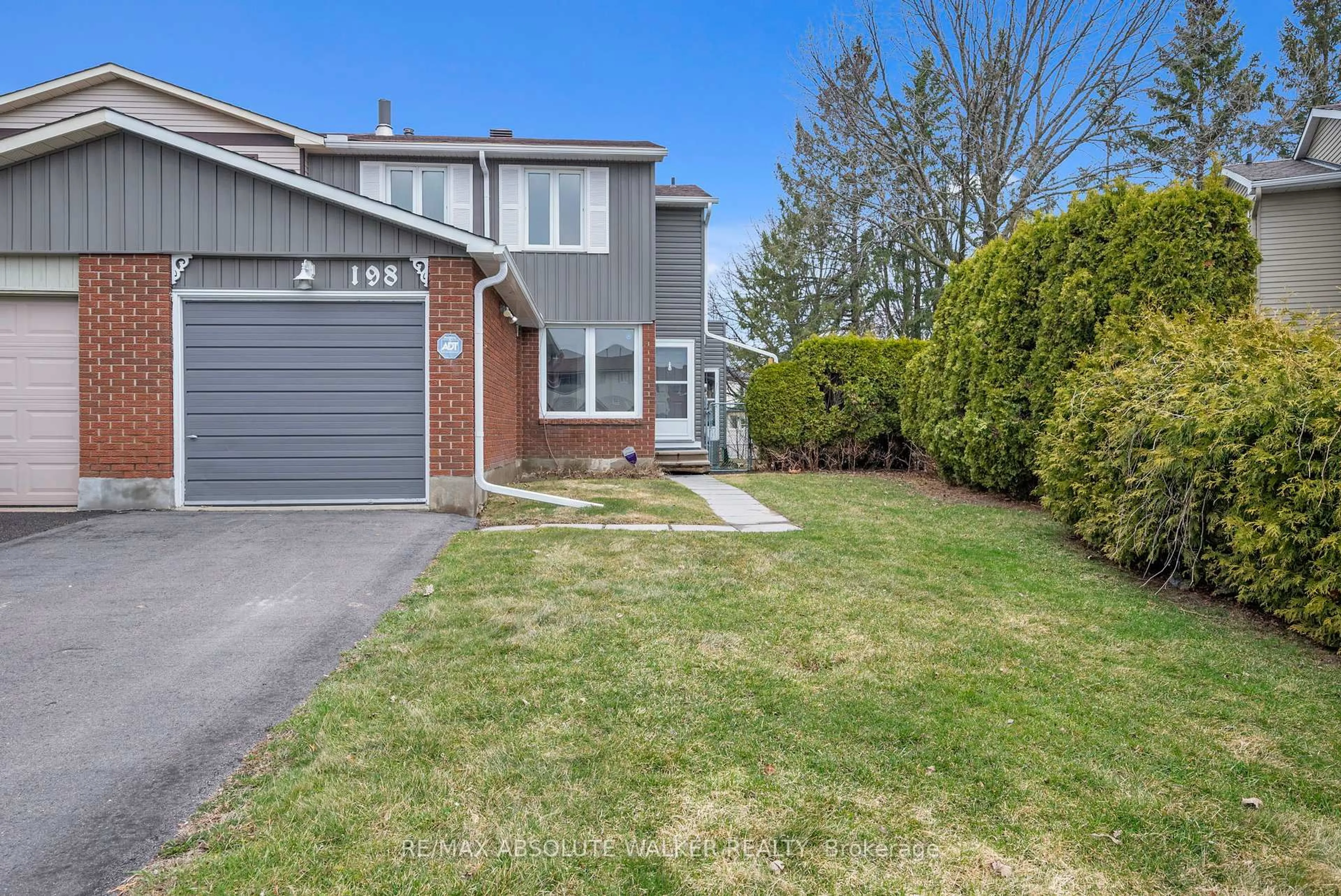 Unknown for 198 Rosemary Gdns, Orleans Ontario K1E 1Y8