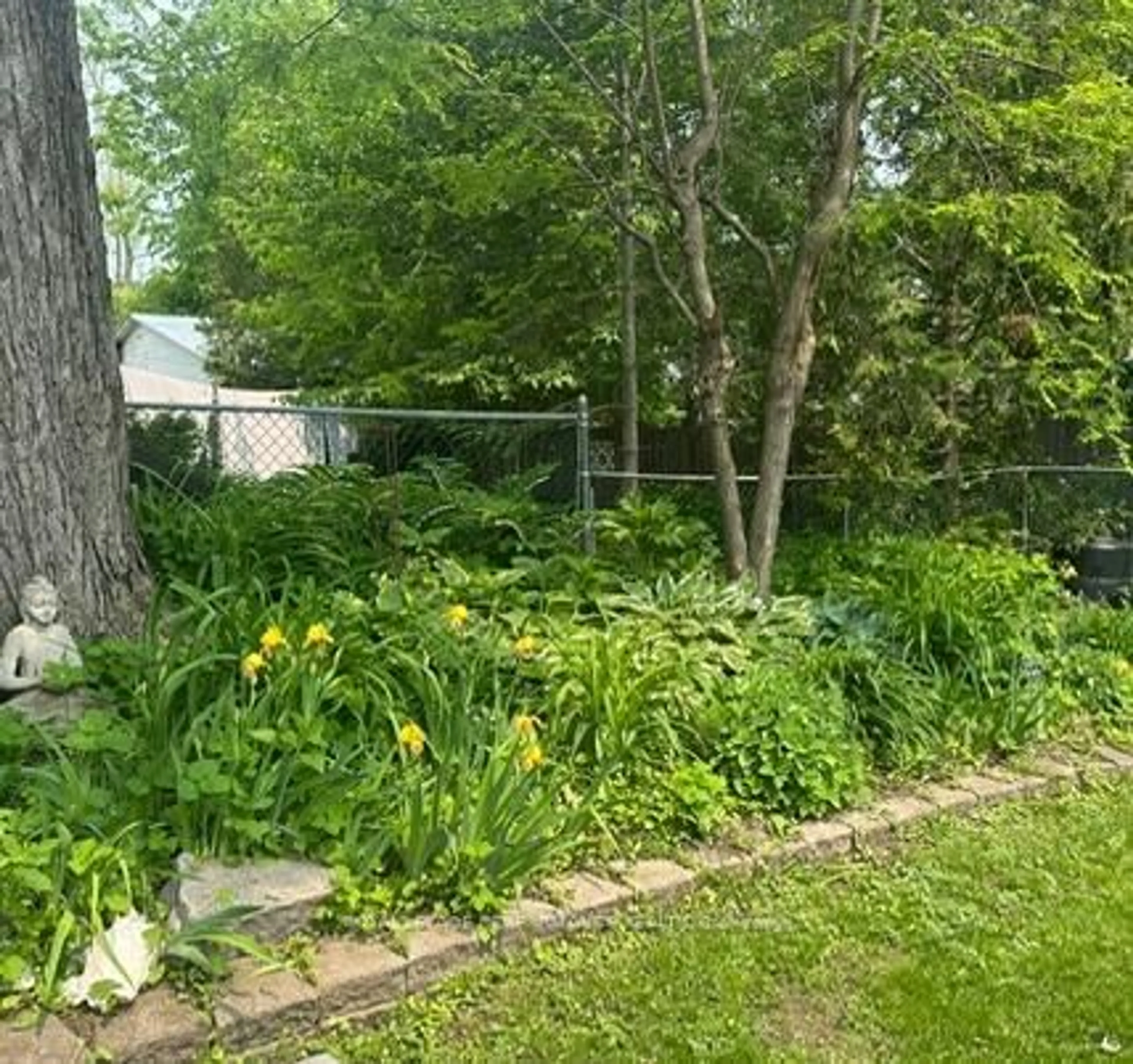 Unknown for 13 Drummond St, Perth Ontario K7H 2J3