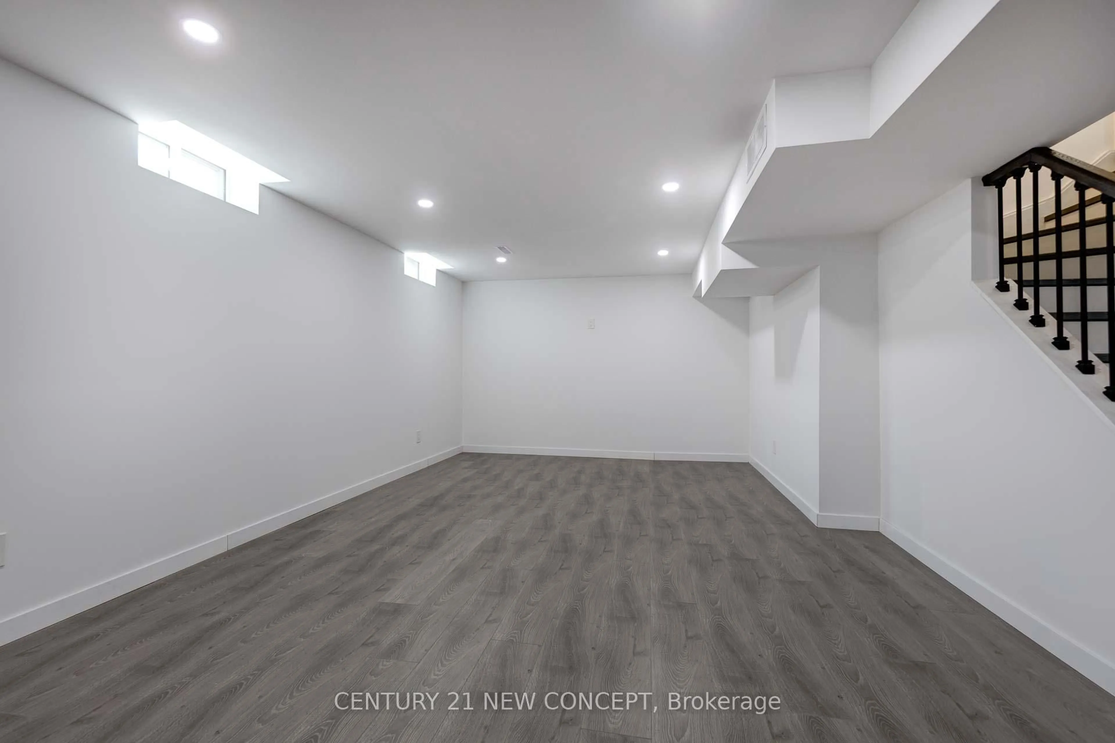 A pic of a room for 21 Westland St, St. Catharines Ontario L2S 3T1
