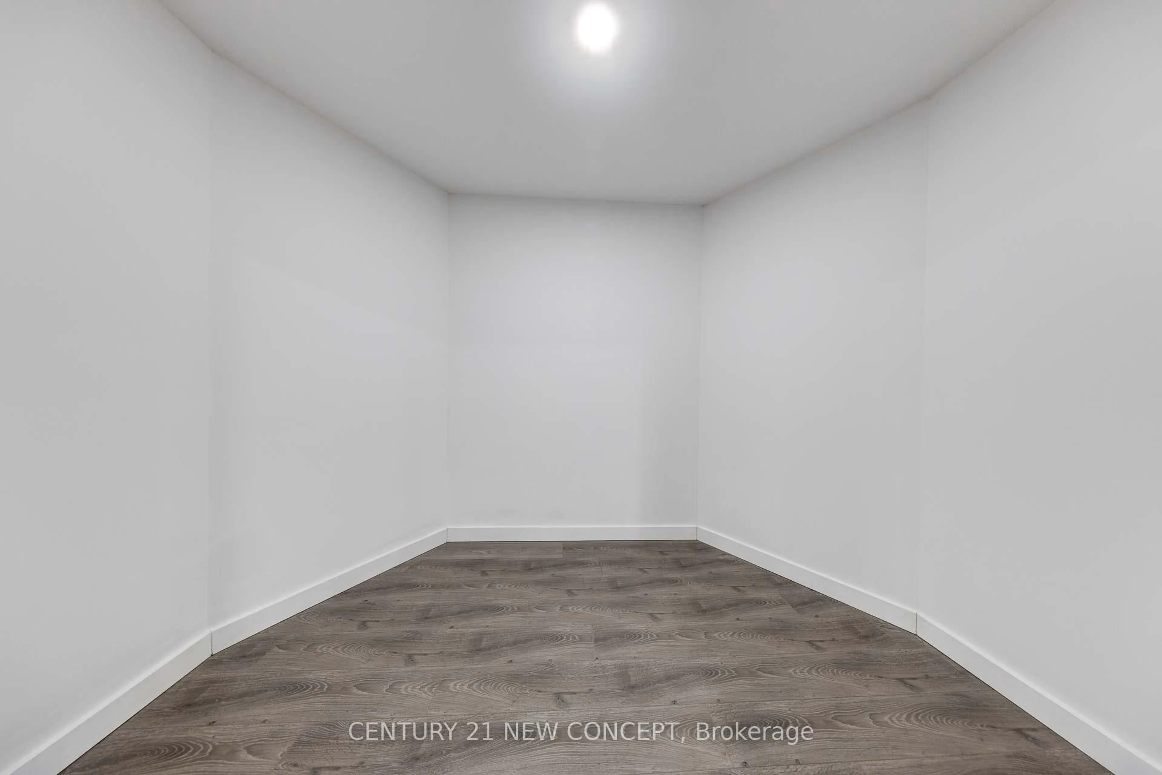 A pic of a room for 21 Westland St, St. Catharines Ontario L2S 3T1
