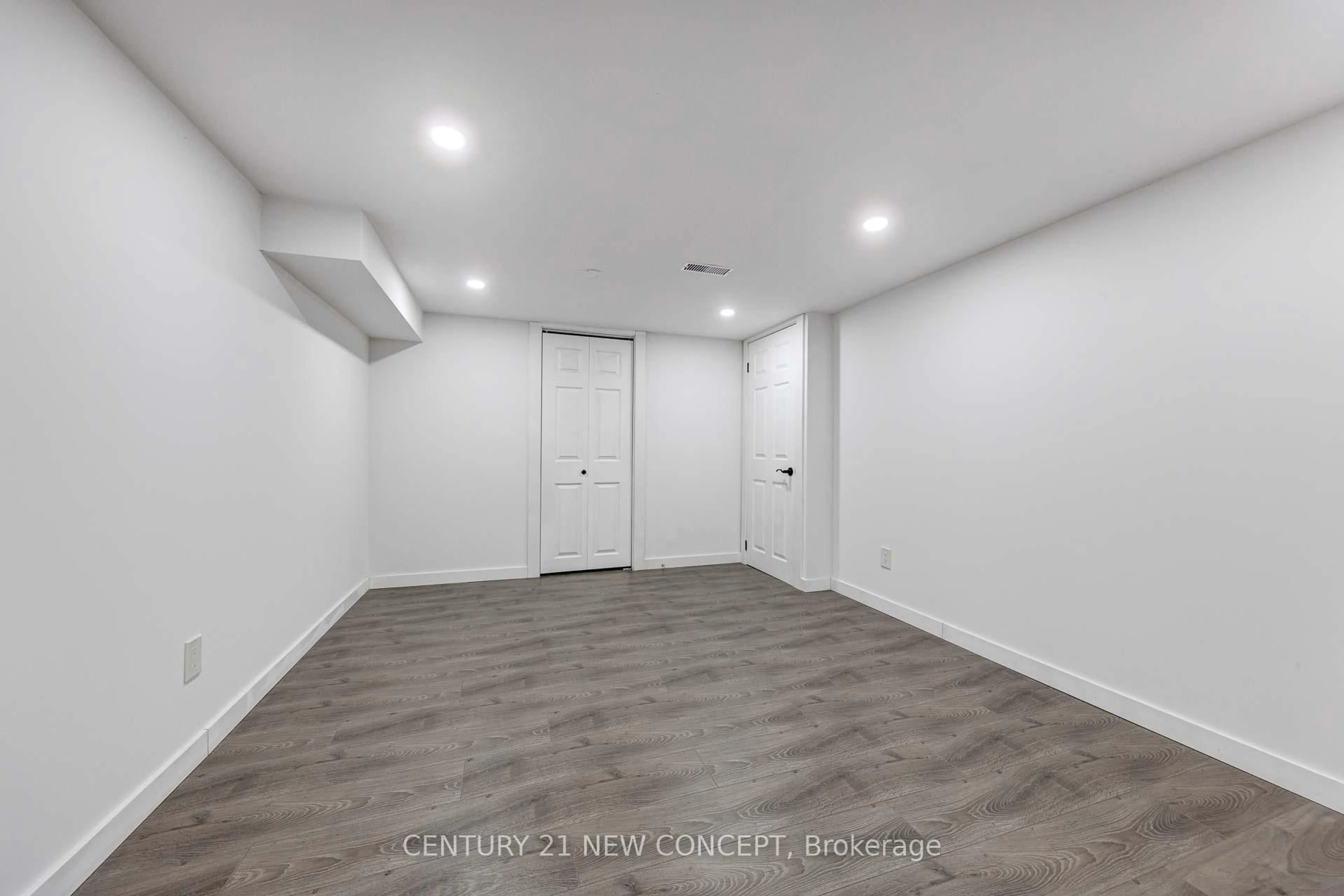 A pic of a room for 21 Westland St, St. Catharines Ontario L2S 3T1