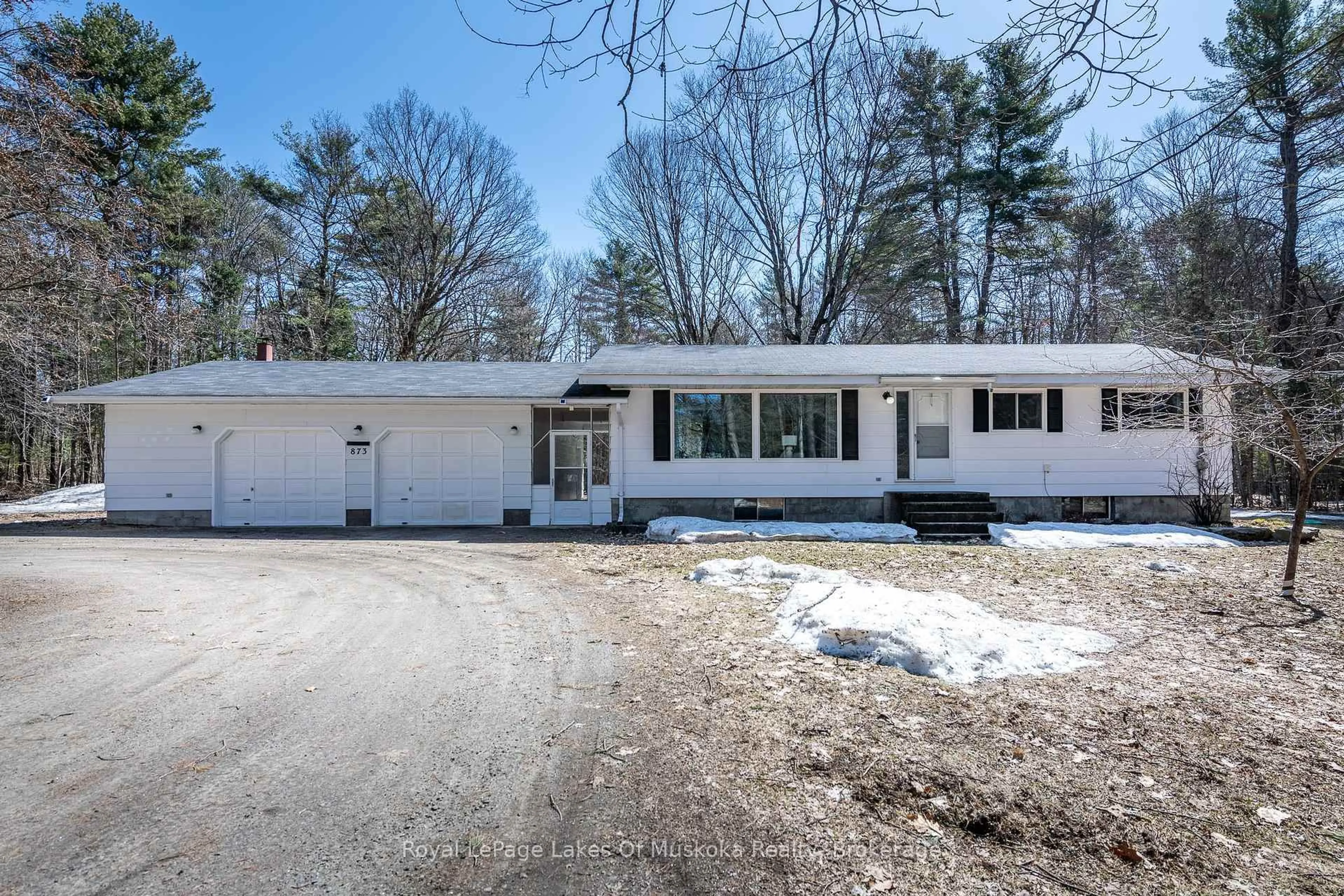 Unknown for 873 Muskoka 3 Rd, Huntsville Ontario P1H 1E2