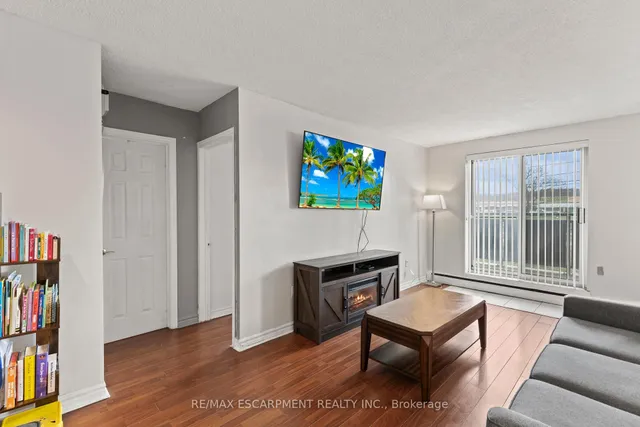 Additional property image - 851 Queenston Rd Unit 105