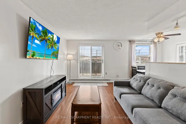 Additional property image - 851 Queenston Rd Unit 105