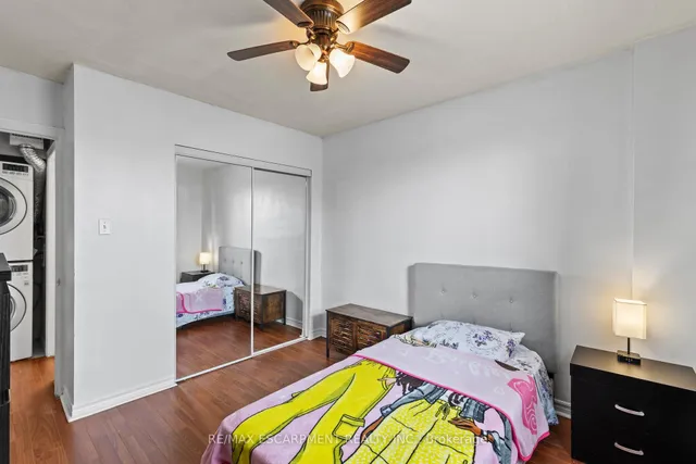 Additional property image - 851 Queenston Rd Unit 105