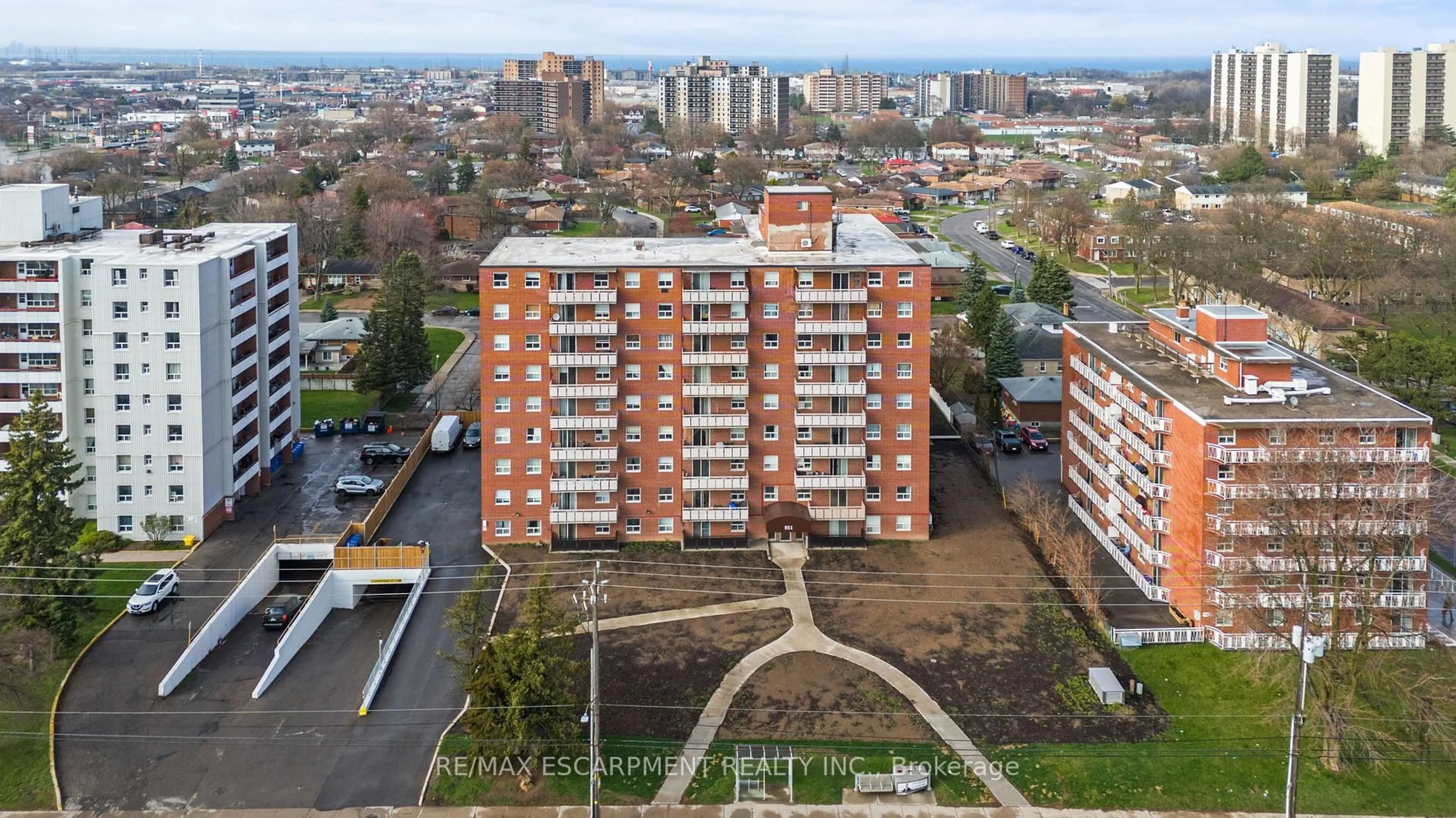 A pic from outside/outdoor area/front of a property/back of a property/a pic from drone, city buildings view from balcony for 851 Queenston Rd #105, Hamilton Ontario L8G 1B4