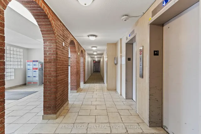 Additional property image - 851 Queenston Rd Unit 105