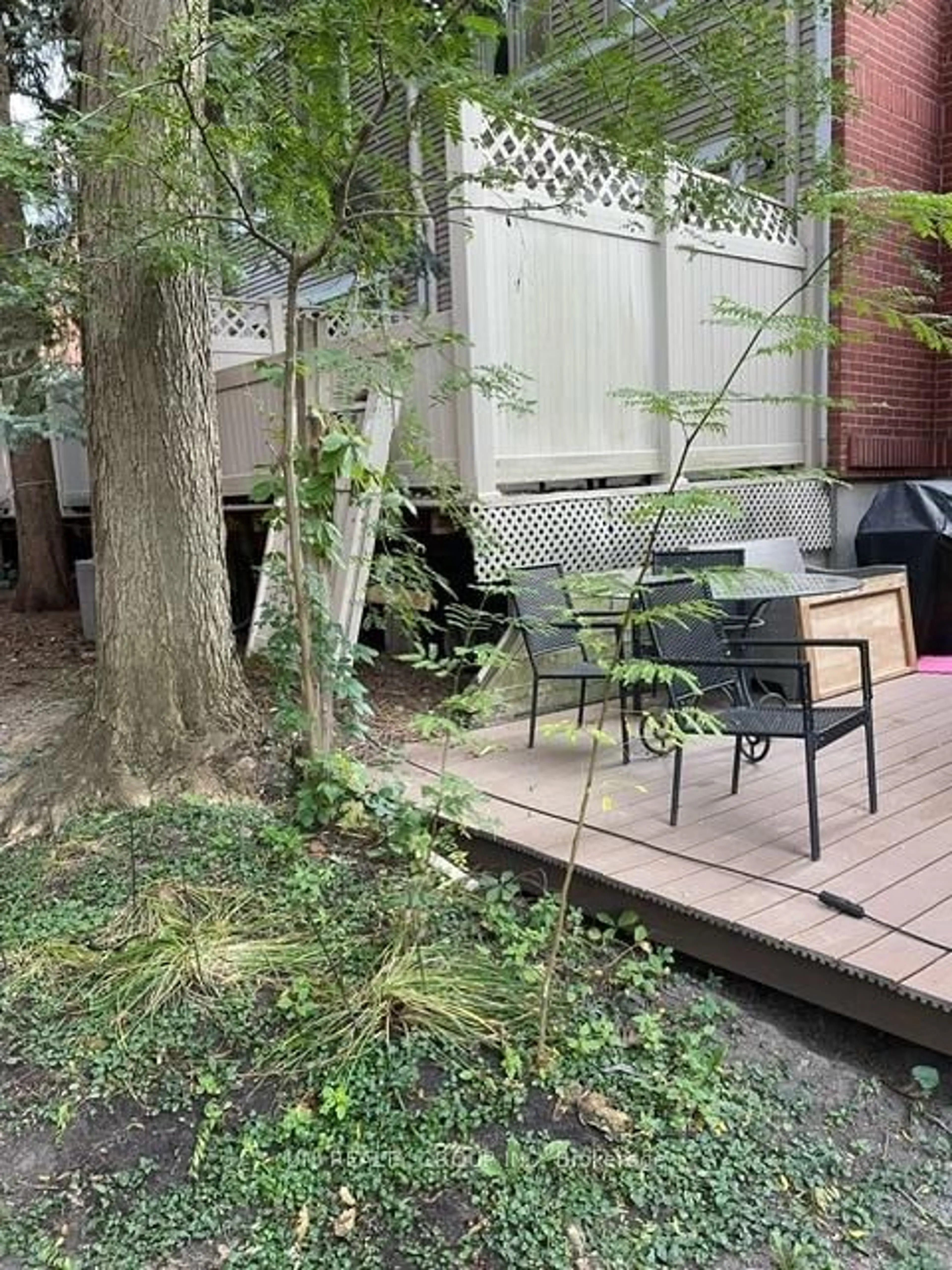 Patio, forest/trees view for 68 GREENFIELD Ave, Ottawa Ontario K1S 0X7