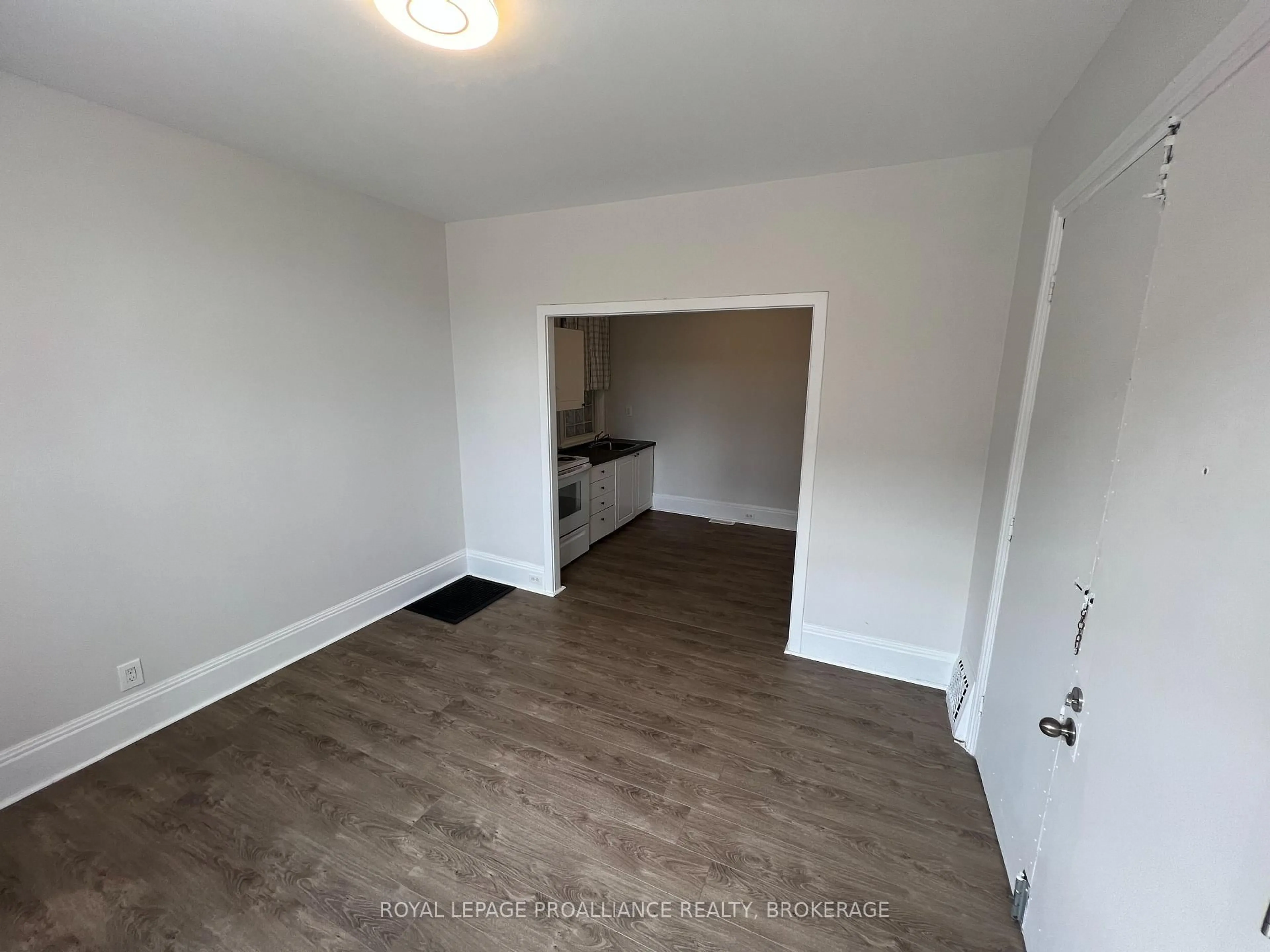 A pic of a room for 246-248 Wellington St, Kingston Ontario K7K 2Y8