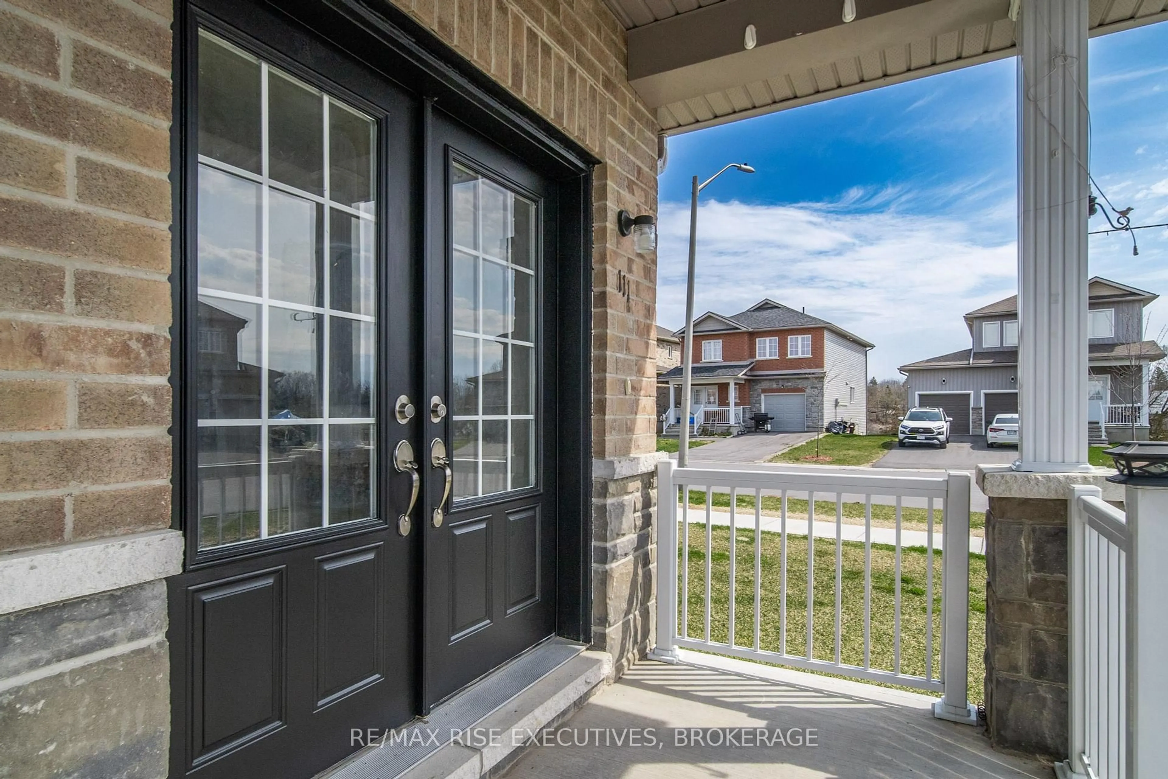 Indoor entryway for 111 Brennan Cres, Bissett Creek Ontario K0H 2H0