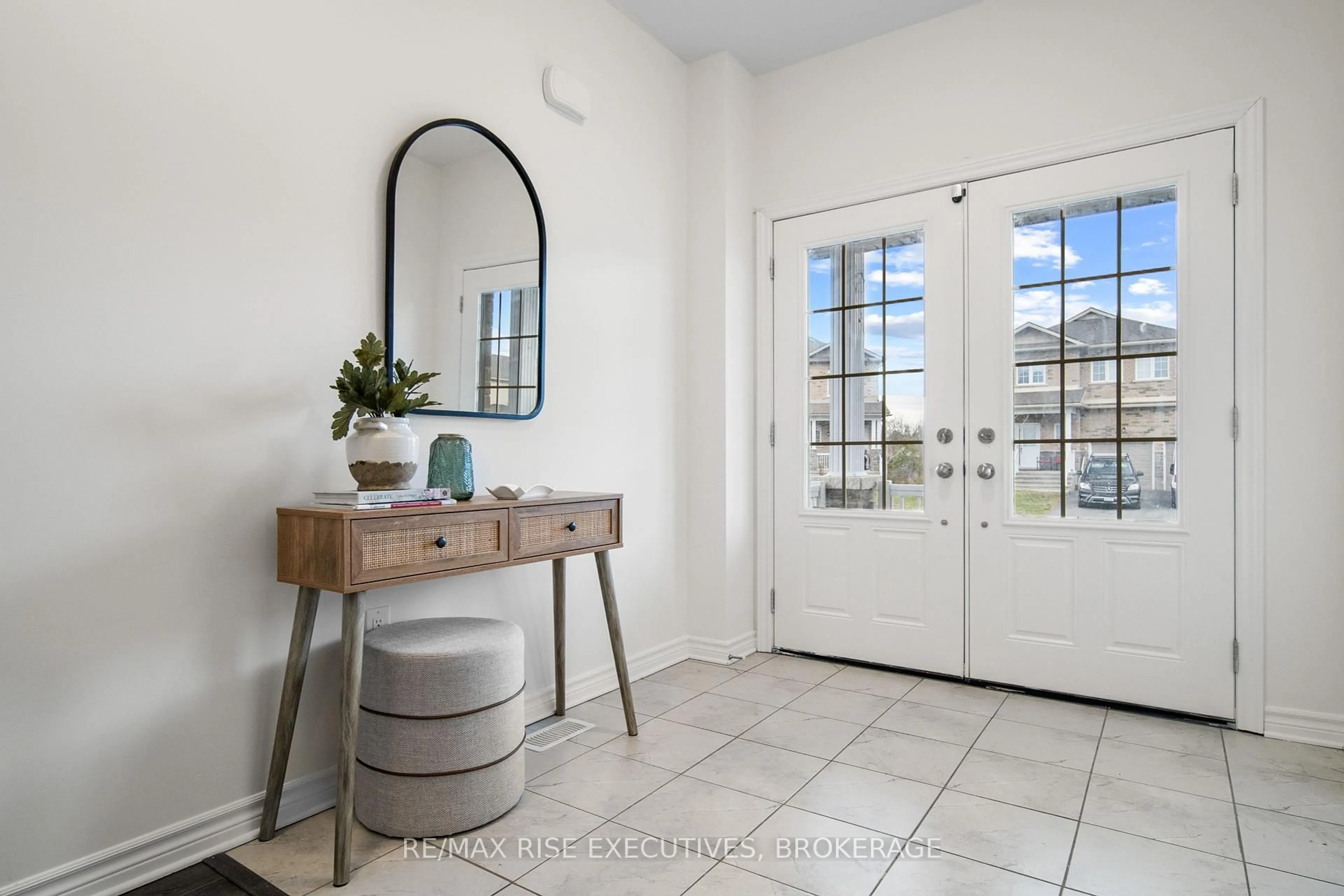 Indoor entryway for 111 Brennan Cres, Bissett Creek Ontario K0H 2H0