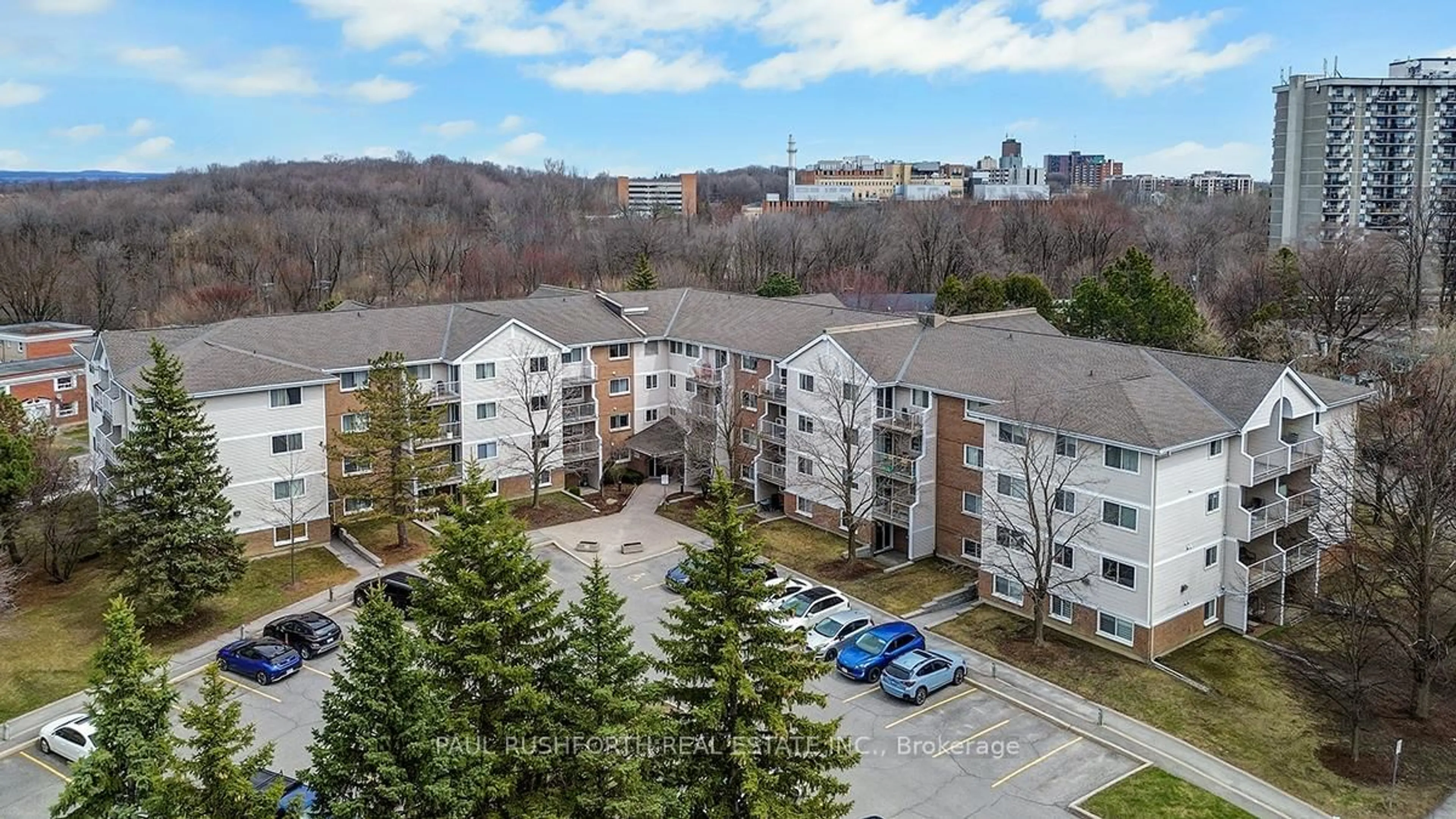 A pic from outside/outdoor area/front of a property/back of a property/a pic from drone, city buildings view from balcony for 280 Brittany Dr #200, Ottawa Ontario K1K 4M4