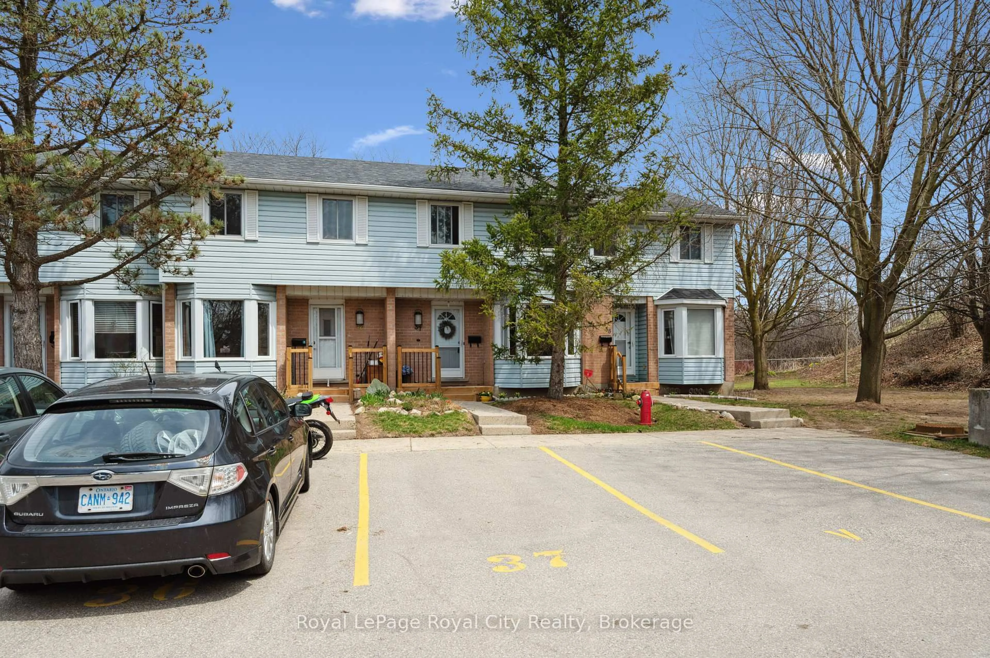 Unknown for 80 Ferman Dr #37, Guelph Ontario N1H 8B3