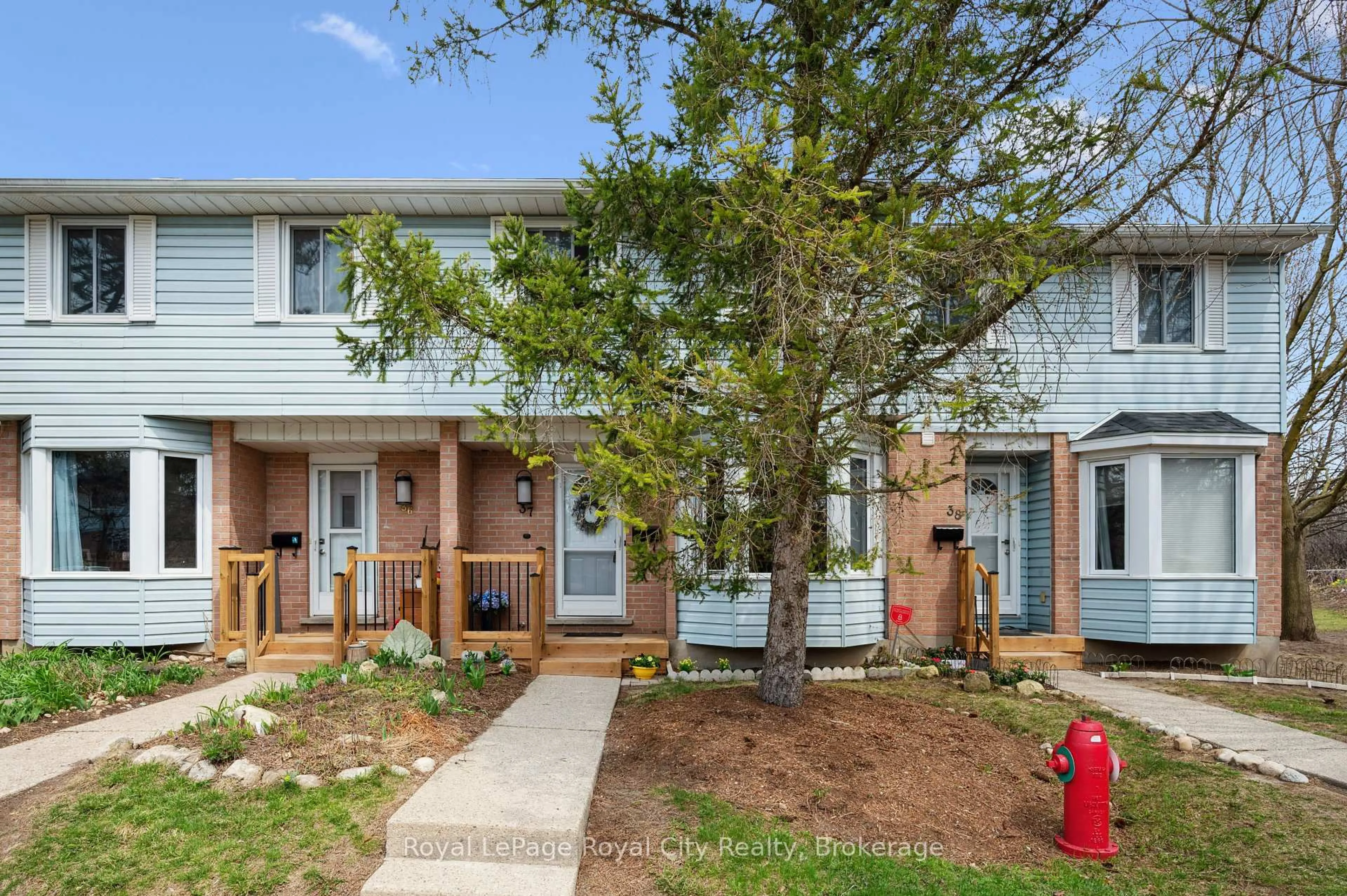 Unknown for 80 Ferman Dr #37, Guelph Ontario N1H 8B3